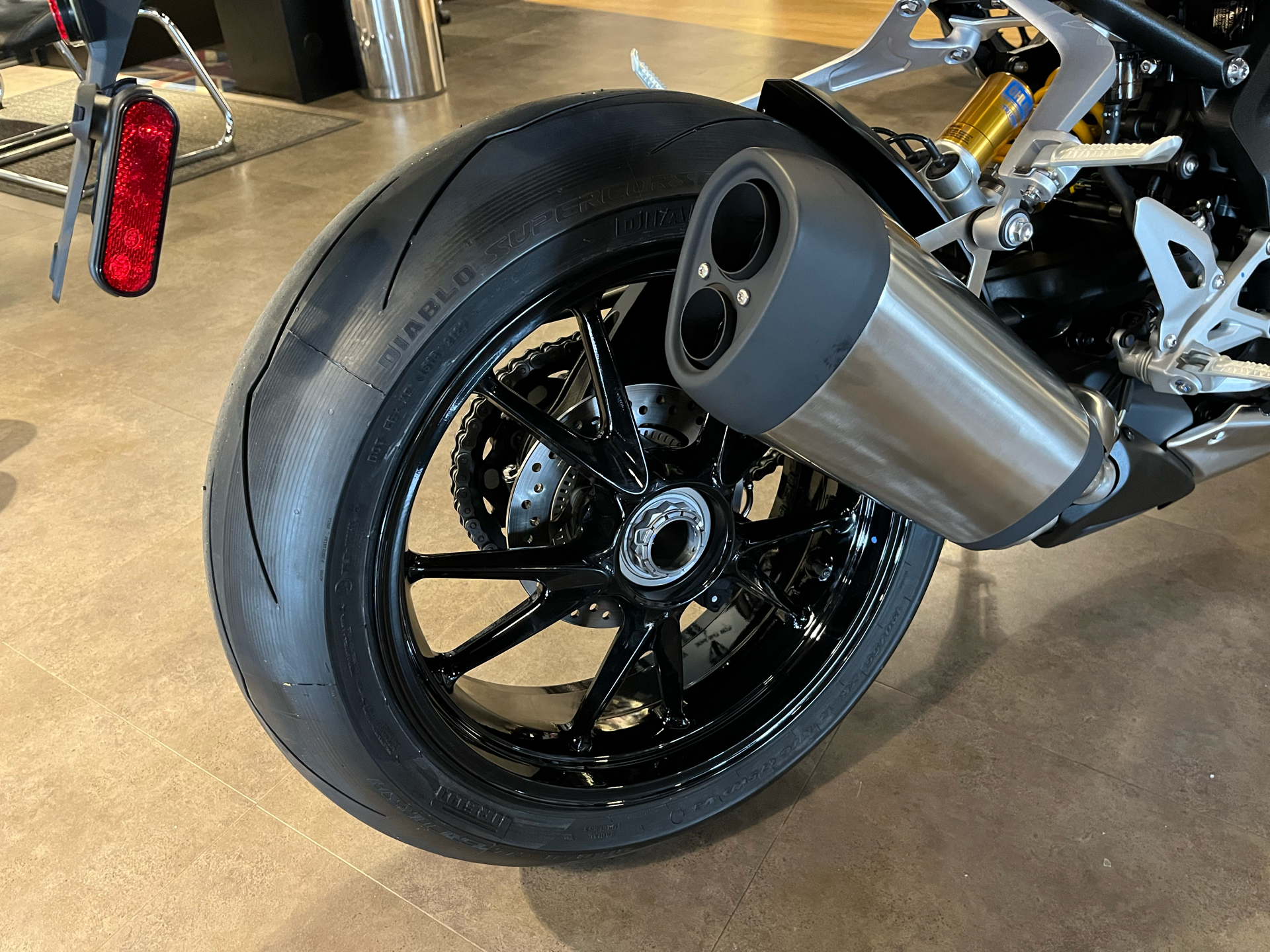 2022 Triumph Speed Triple 1200 RR in Shelby Township, Michigan - Photo 6