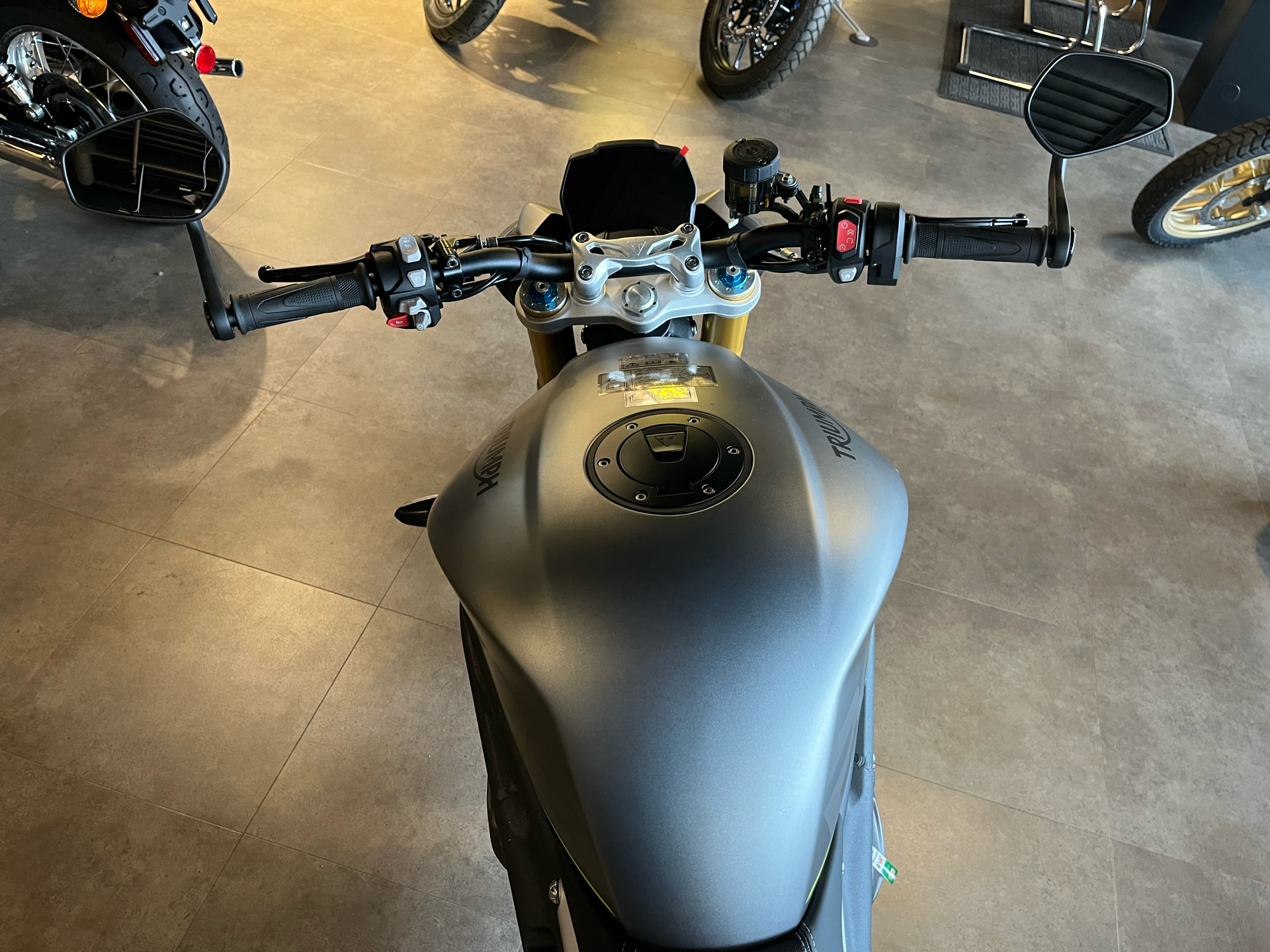 2022 Triumph Speed Triple 1200 RS in Shelby Township, Michigan - Photo 8
