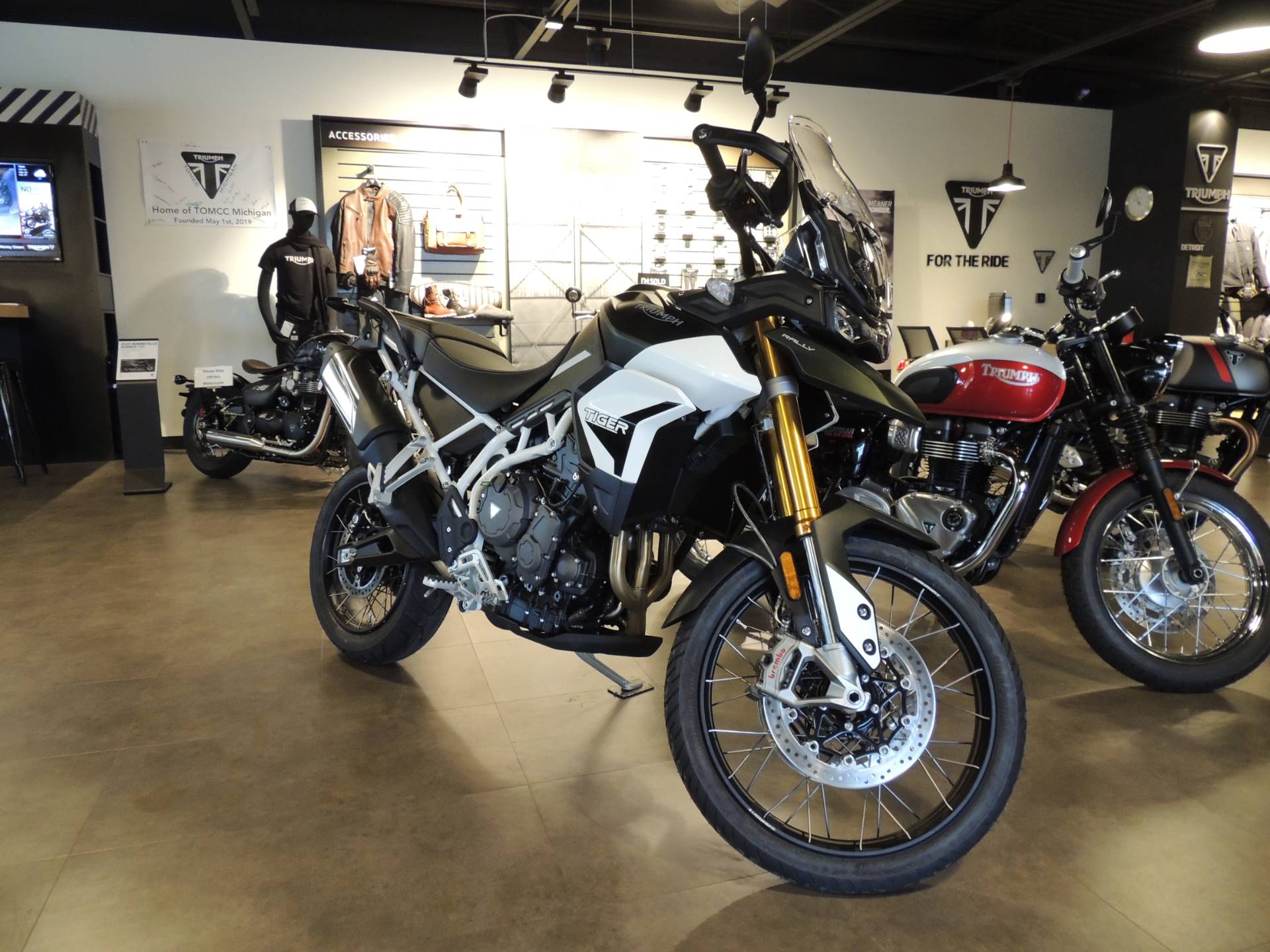 2020 triumph tiger 900