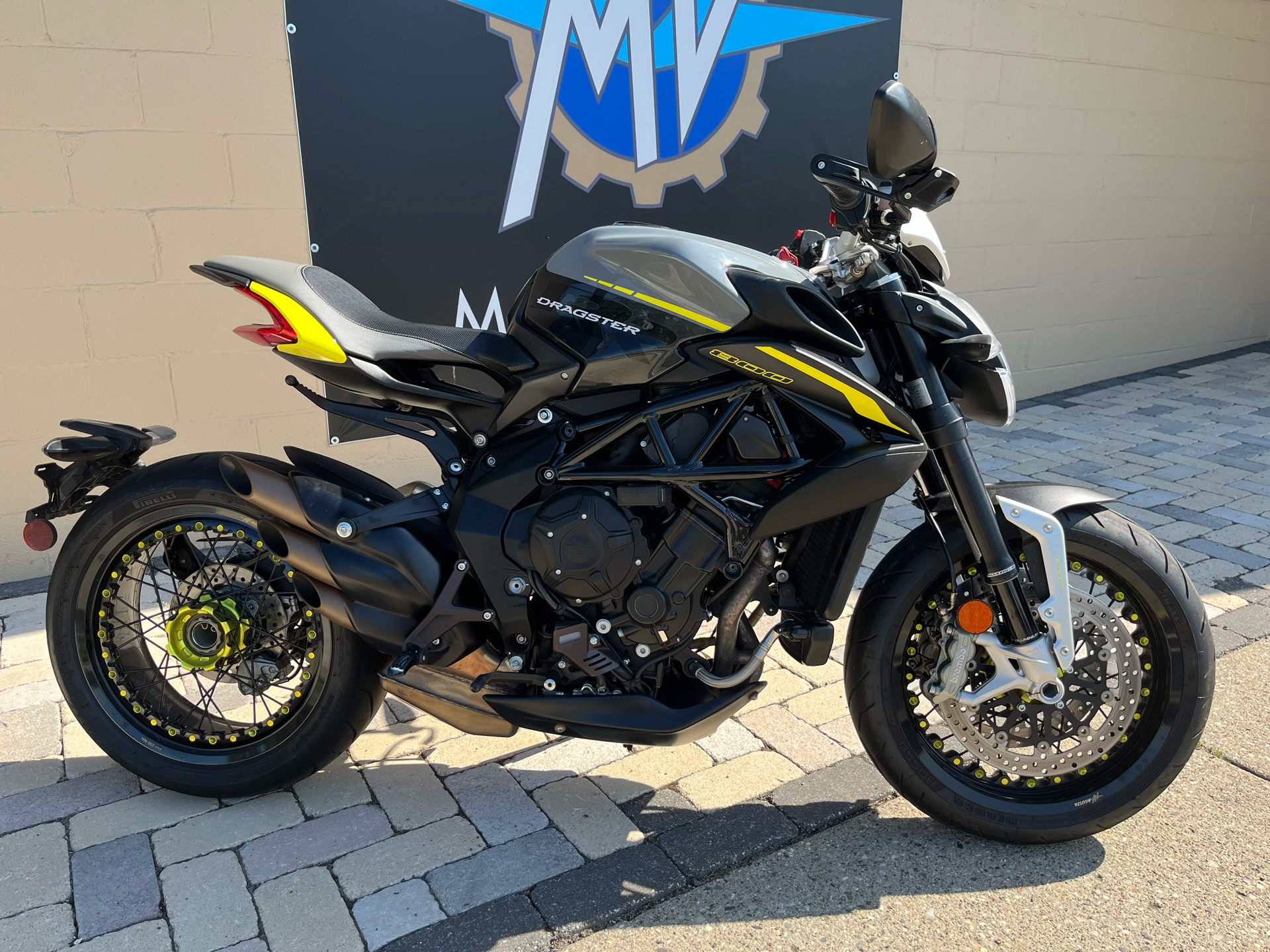 2019 MV Agusta Dragster 800 RR in Shelby Township, Michigan - Photo 2