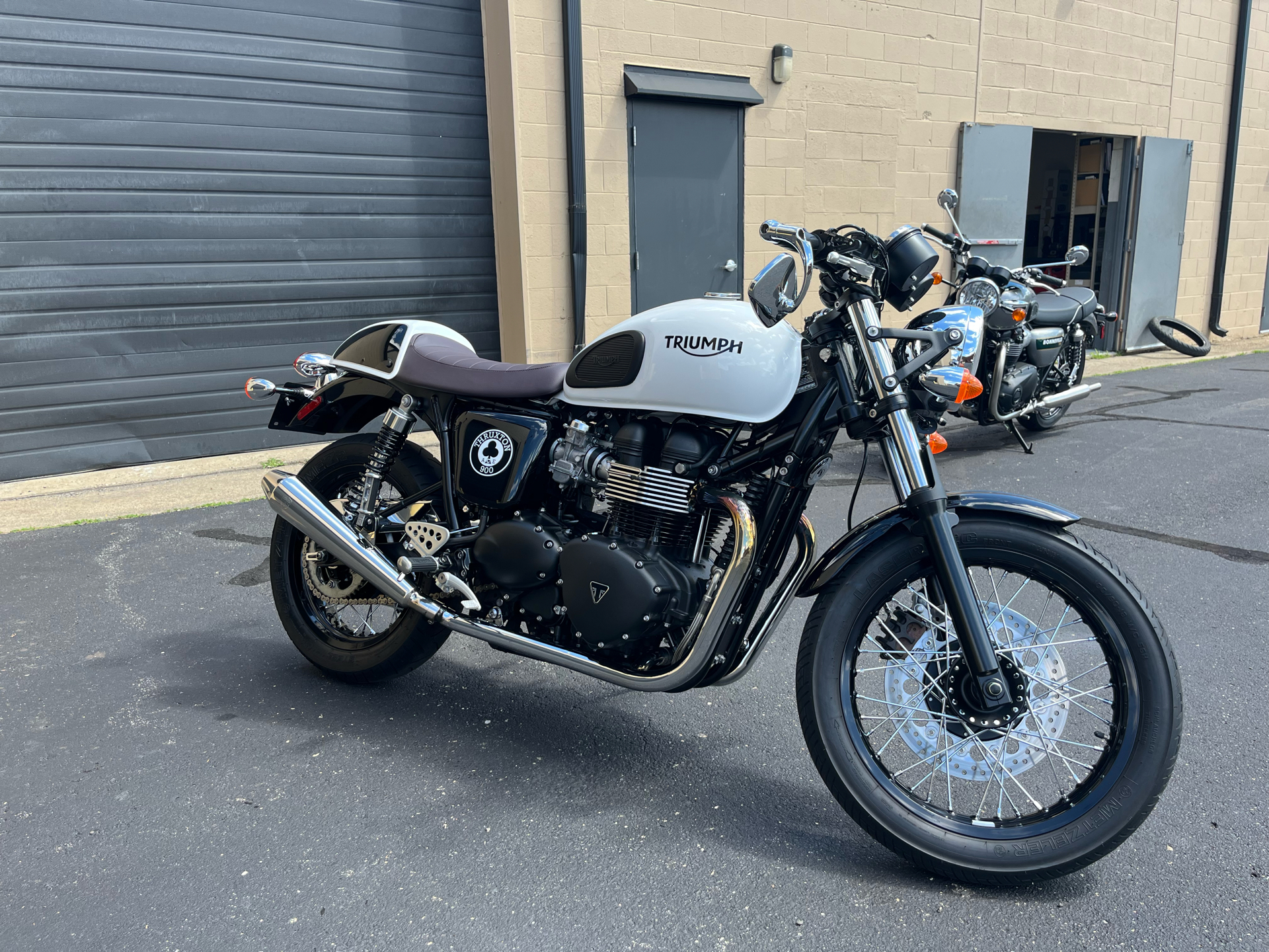 2015 Triumph Thruxton Ace in Shelby Township, Michigan - Photo 1