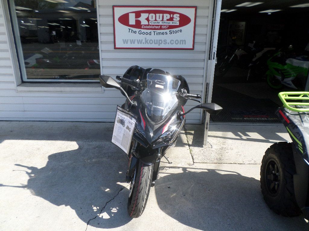 2024 Kawasaki Ninja 1000SX ABS in Harrisburg, Pennsylvania - Photo 2