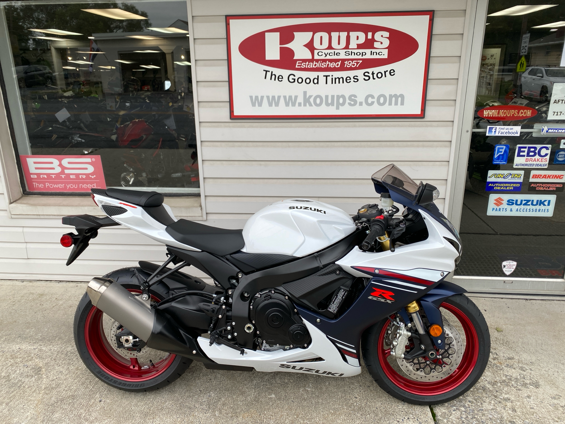 2025 Suzuki GSX-R750 in Harrisburg, Pennsylvania - Photo 1