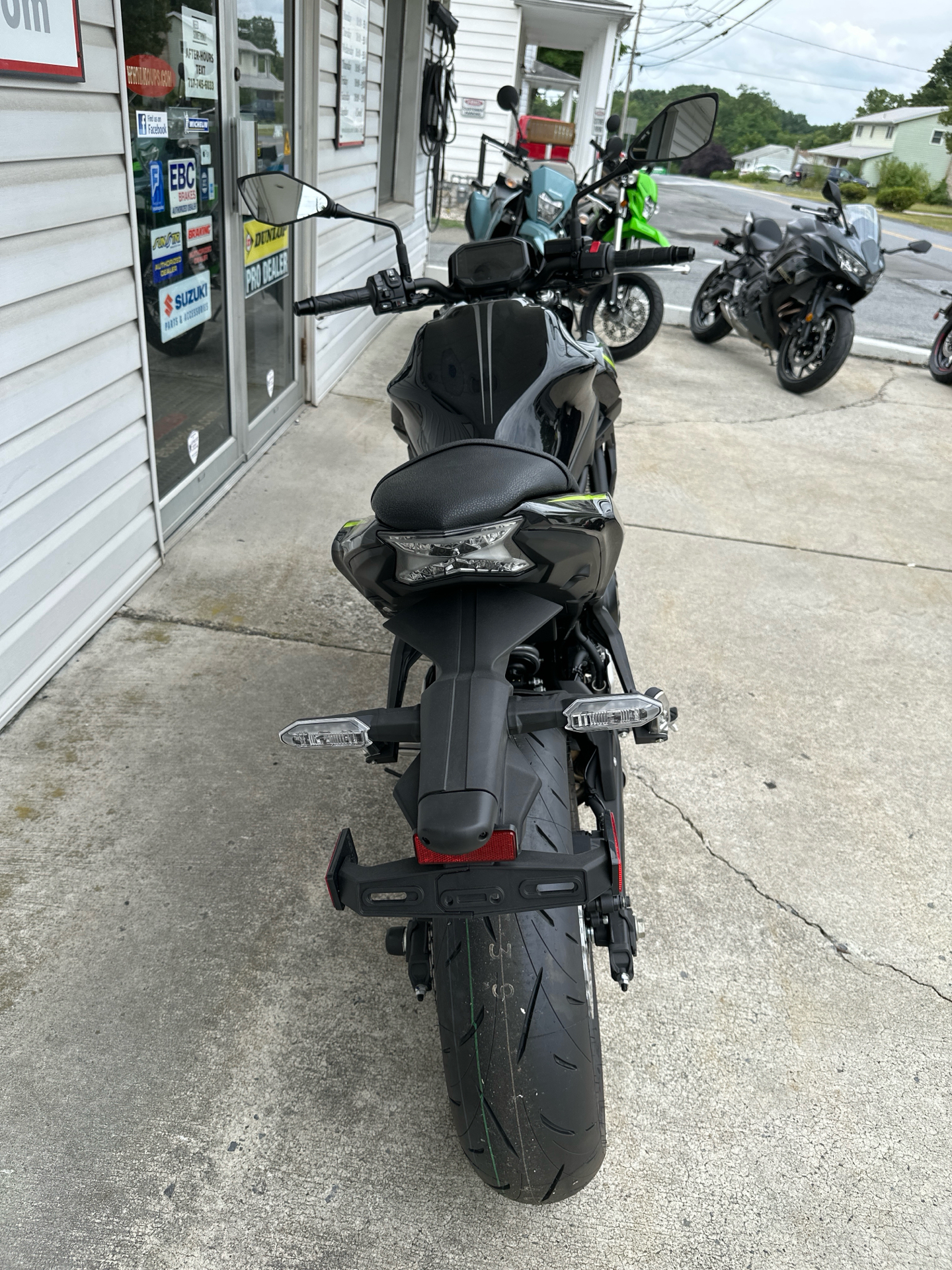 2024 Kawasaki Z650 in Harrisburg, Pennsylvania - Photo 3