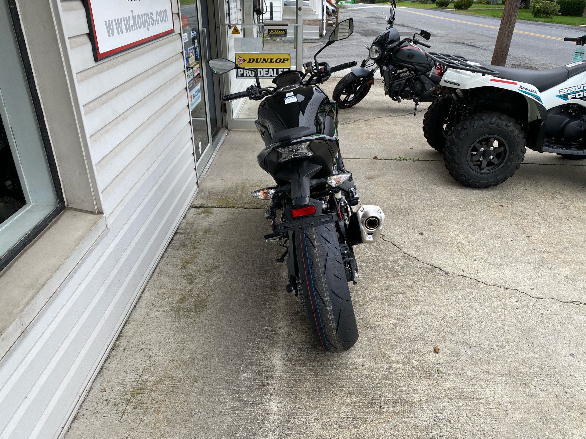 2024 Kawasaki Z900 SE ABS in Harrisburg, Pennsylvania - Photo 3