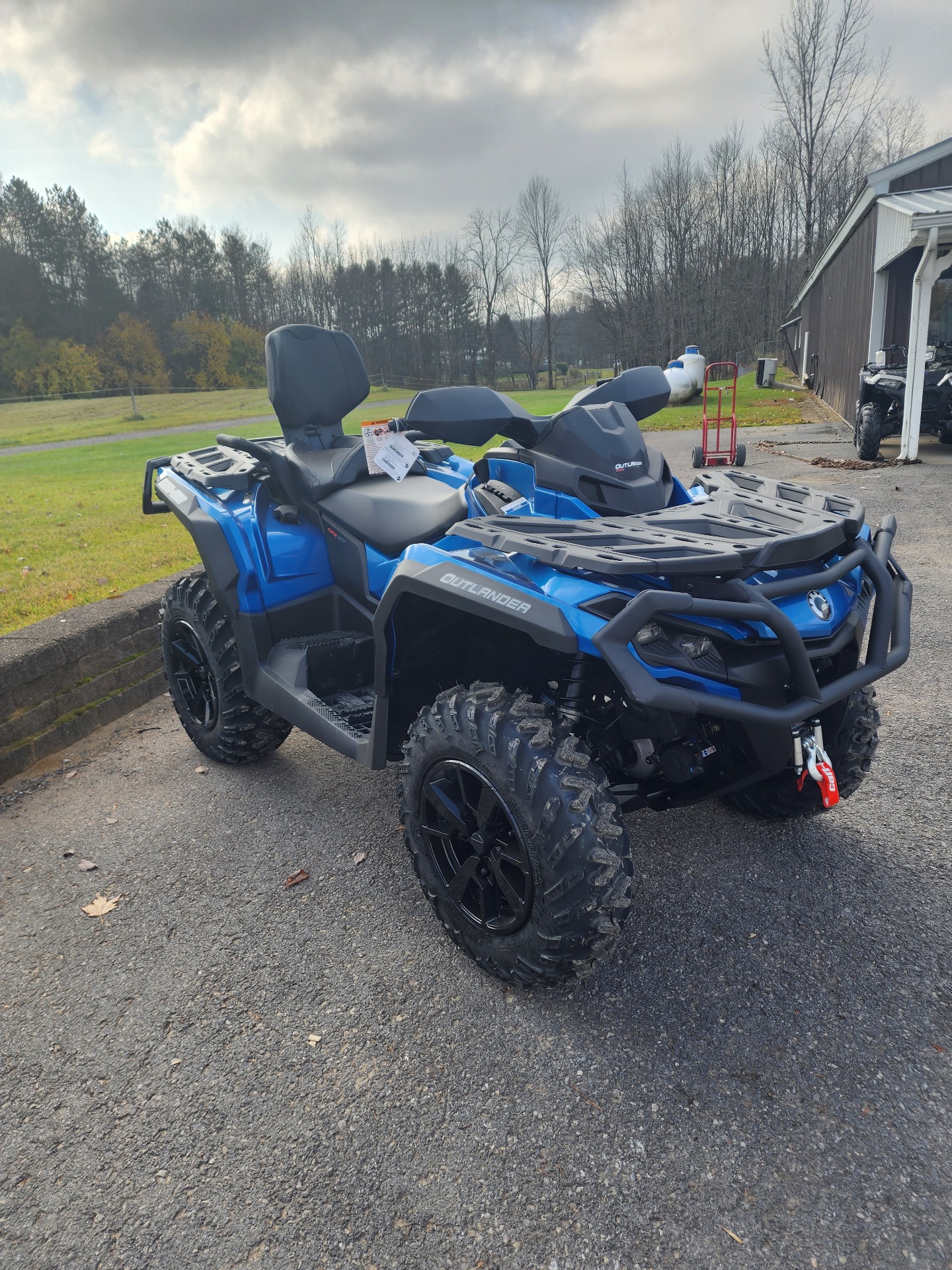 2023 Can-Am OUTLANDER MAX 850 XT in Phoenix, New York - Photo 3
