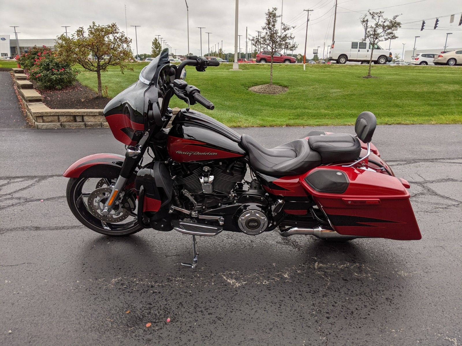 Used 2017 Harley Davidson Cvo Street Glide Starfire Black Atomic Red Motorcycles In Muncie In U998