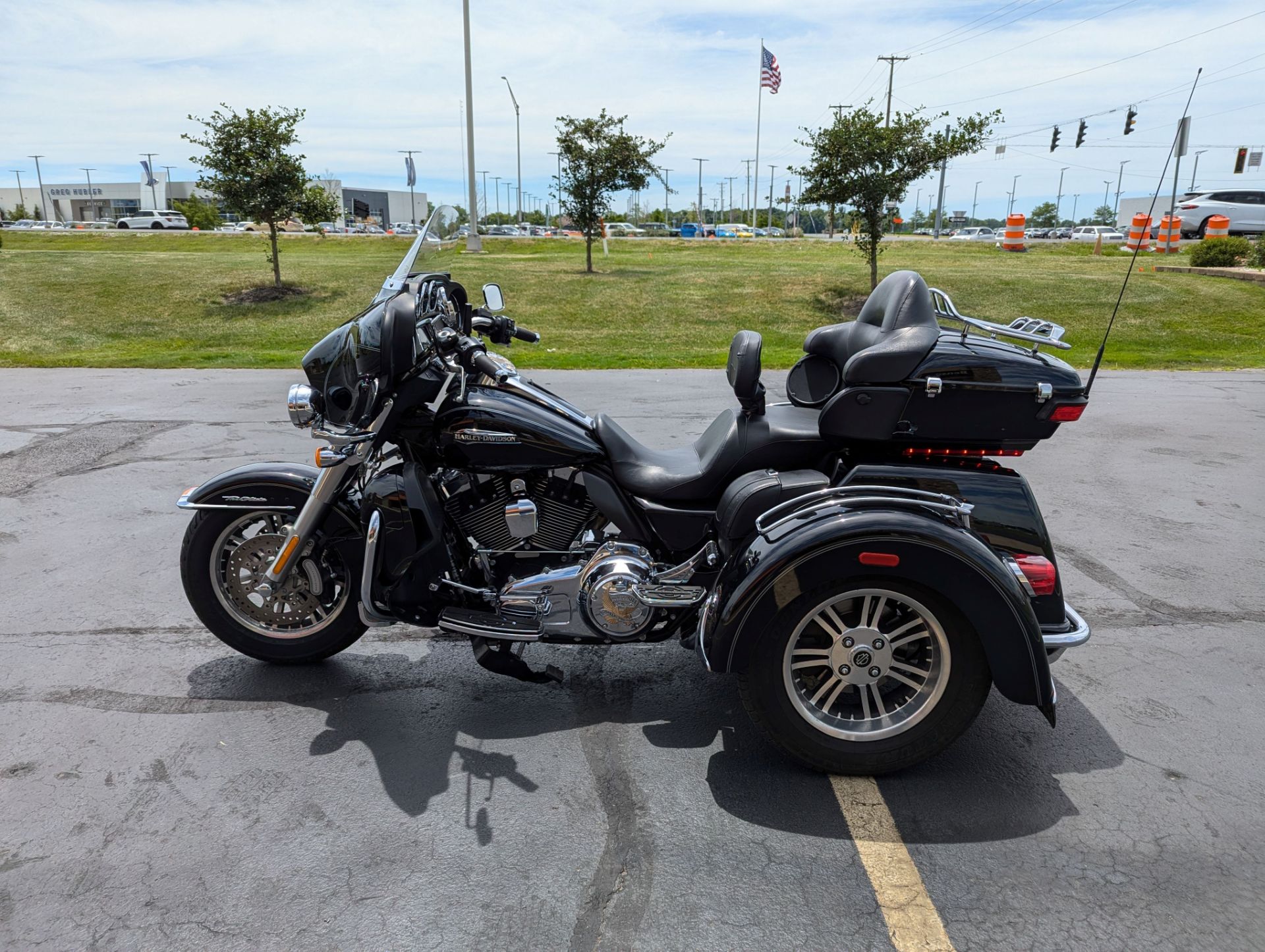 2014 Harley-Davidson Tri Glide® Ultra in Muncie, Indiana - Photo 3