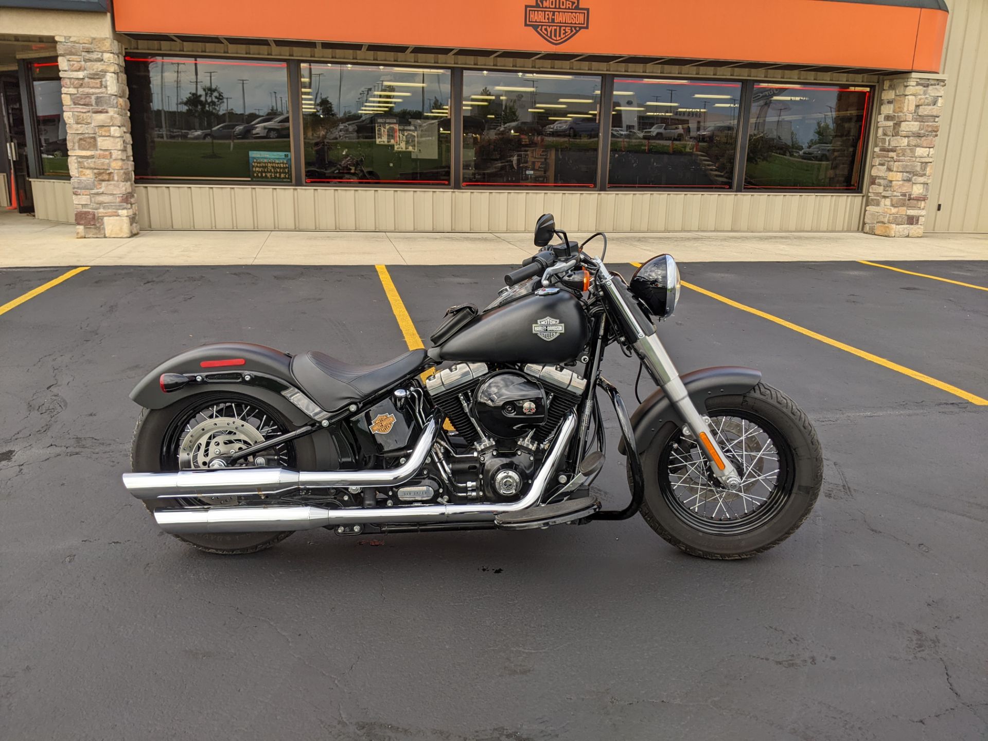 2017 Harley-Davidson Softail Slim® in Muncie, Indiana - Photo 1