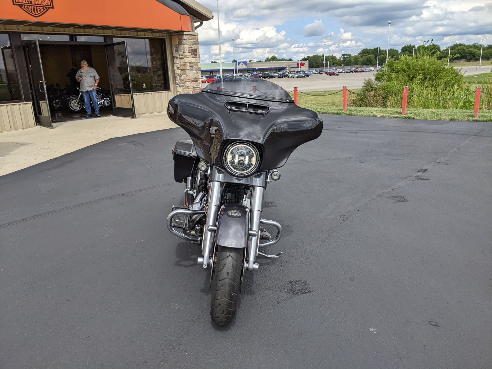 2020 Harley-Davidson CVO™ Street Glide® in Muncie, Indiana - Photo 2