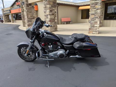 2020 Harley-Davidson CVO™ Street Glide® in Muncie, Indiana - Photo 3