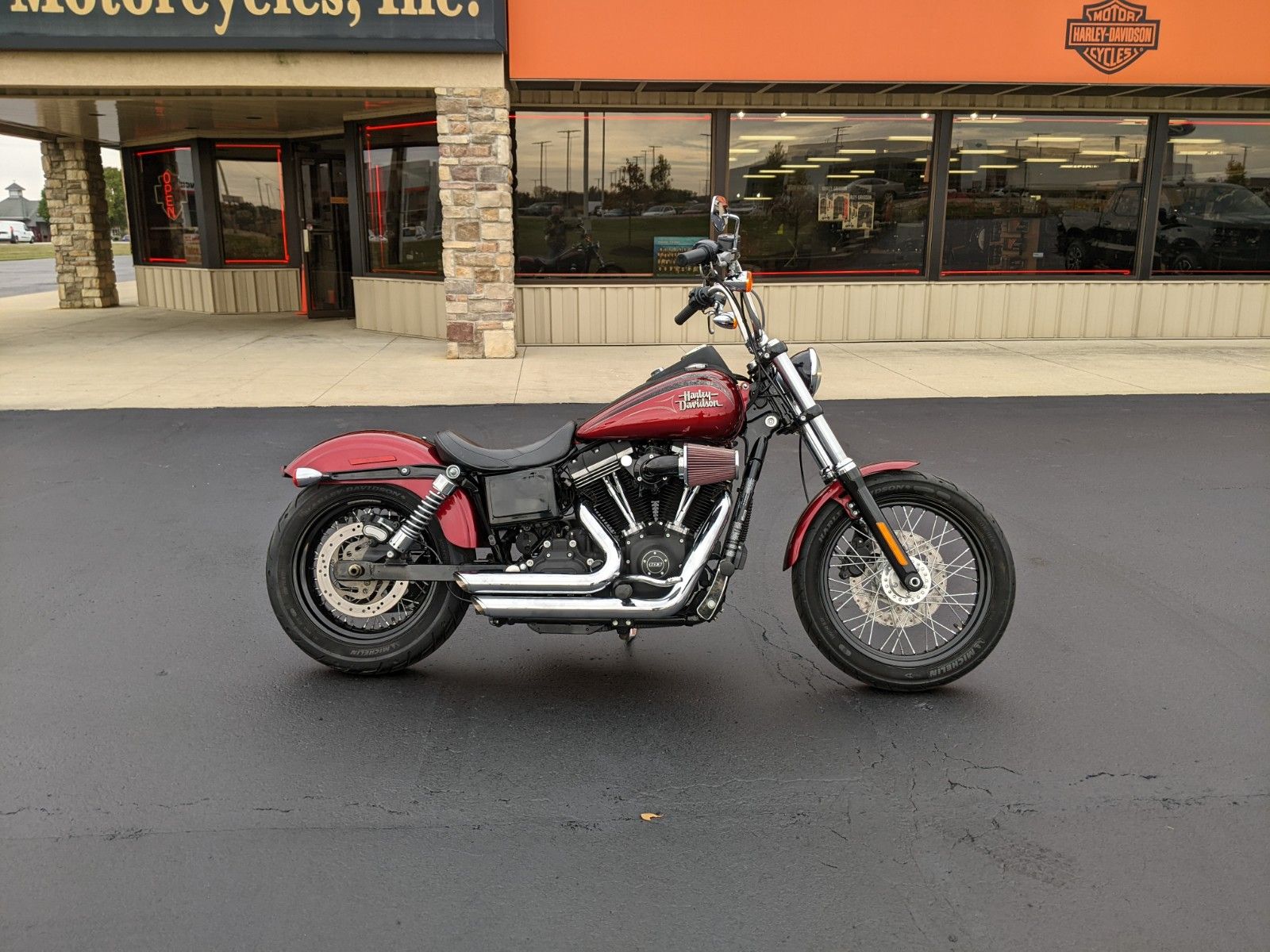 2016 Harley-Davidson Street Bob® in Muncie, Indiana - Photo 1