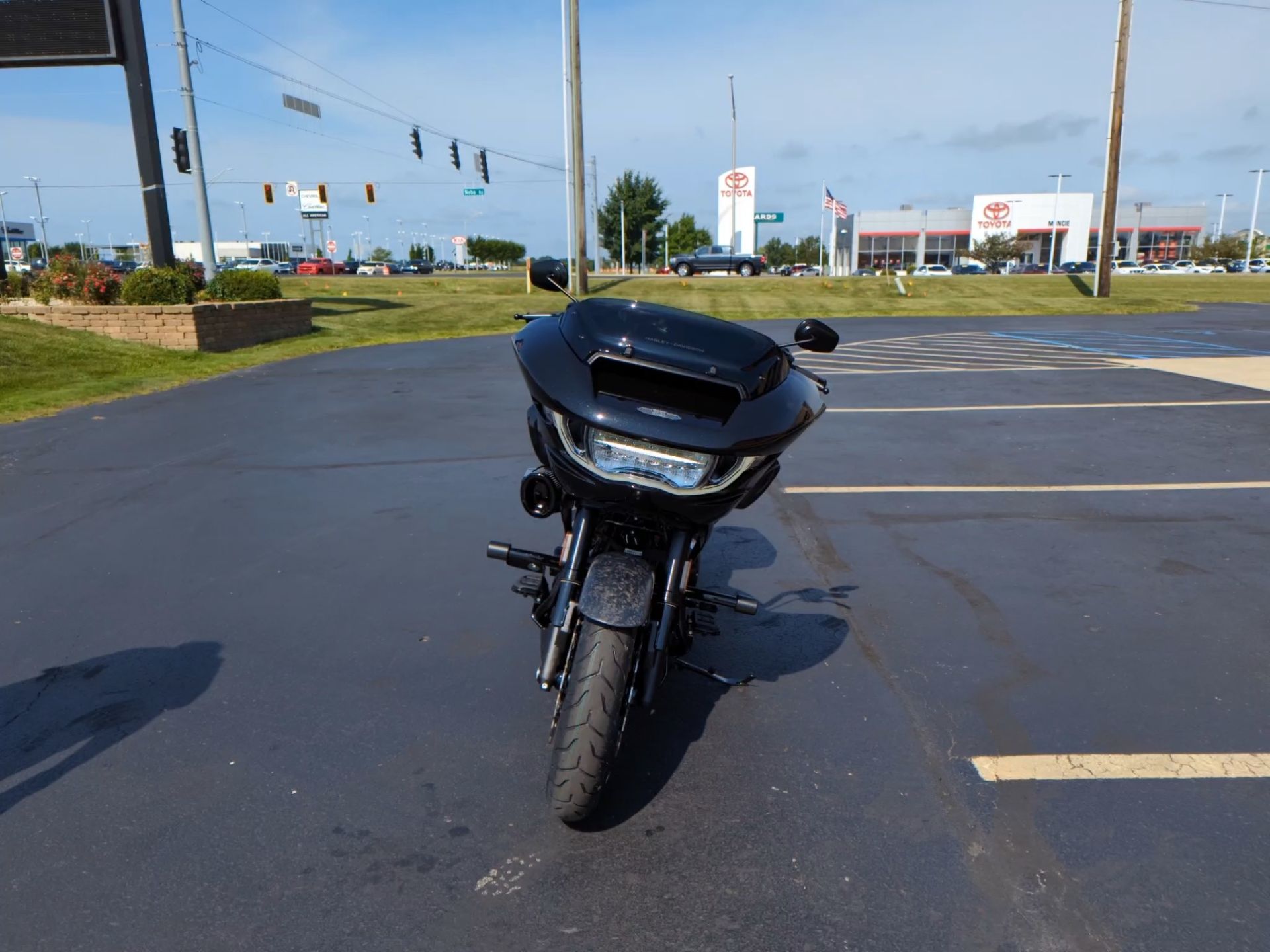 2024 Harley-Davidson CVO™ Road Glide® ST in Muncie, Indiana - Photo 2