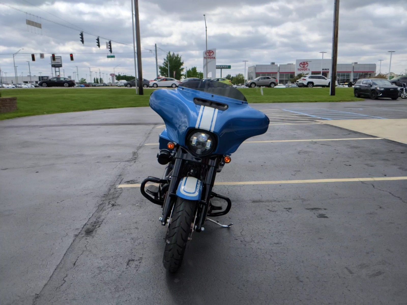 2023 Harley-Davidson Street Glide® ST in Muncie, Indiana - Photo 2