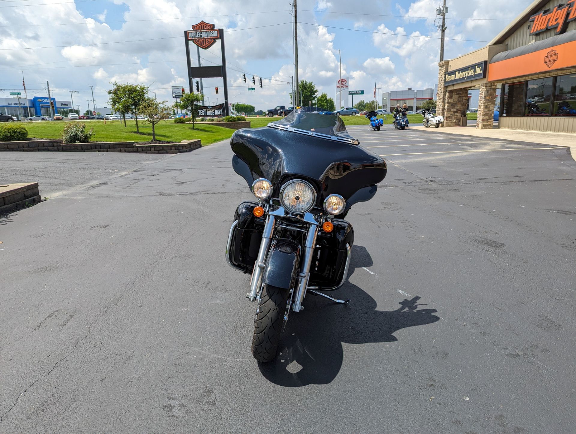 2013 Harley-Davidson Street Glide® in Muncie, Indiana - Photo 2