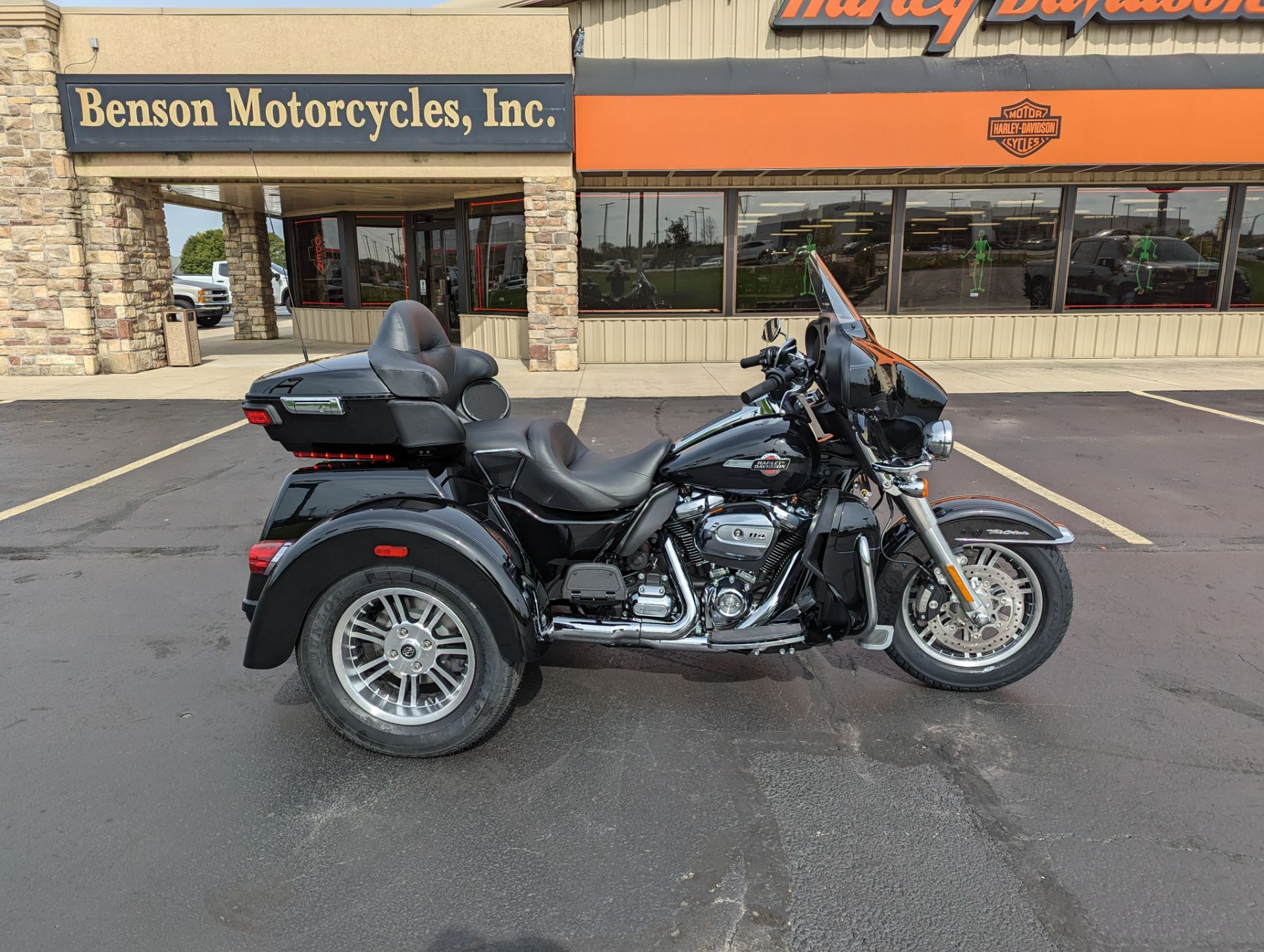 2024 Harley-Davidson Tri Glide® Ultra in Muncie, Indiana - Photo 1