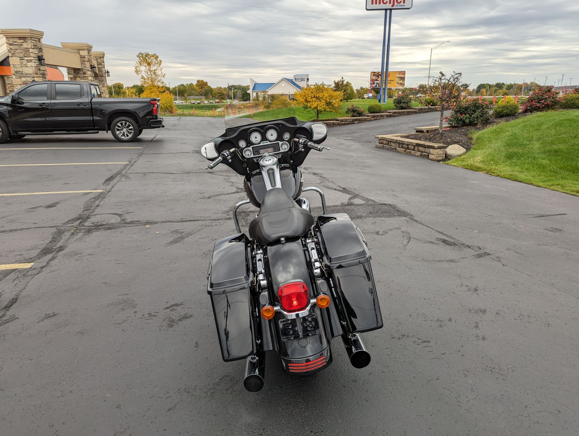 2009 Harley-Davidson Street Glide® in Muncie, Indiana - Photo 4