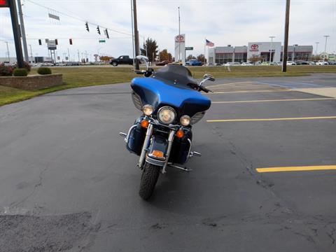 2004 Harley-Davidson FLHTCUI Ultra Classic® Electra Glide® in Muncie, Indiana - Photo 2