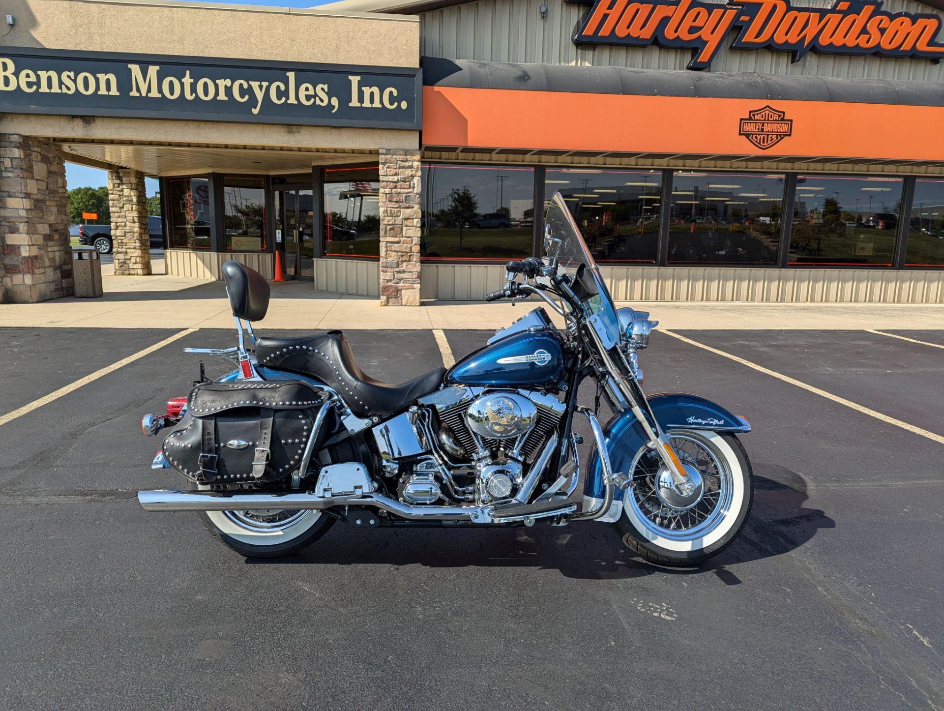 2002 Harley-Davidson FLSTC/FLSTCI Heritage Softail® Classic in Muncie, Indiana - Photo 1