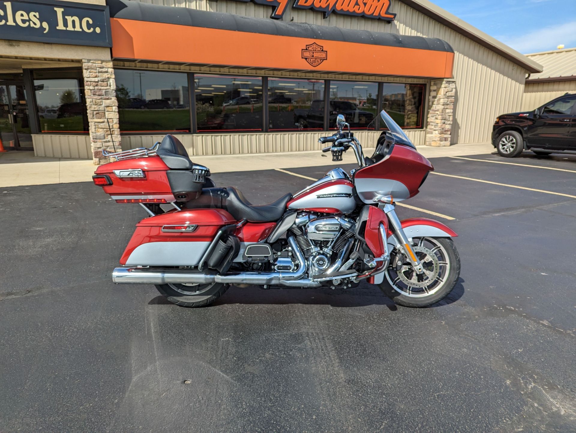 2019 Harley-Davidson Road Glide® Ultra in Muncie, Indiana - Photo 1