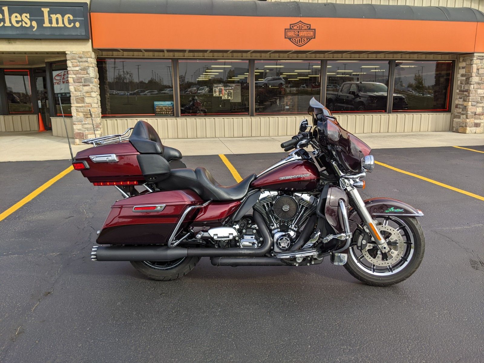 2014 Harley-Davidson Ultra Limited in Muncie, Indiana - Photo 1