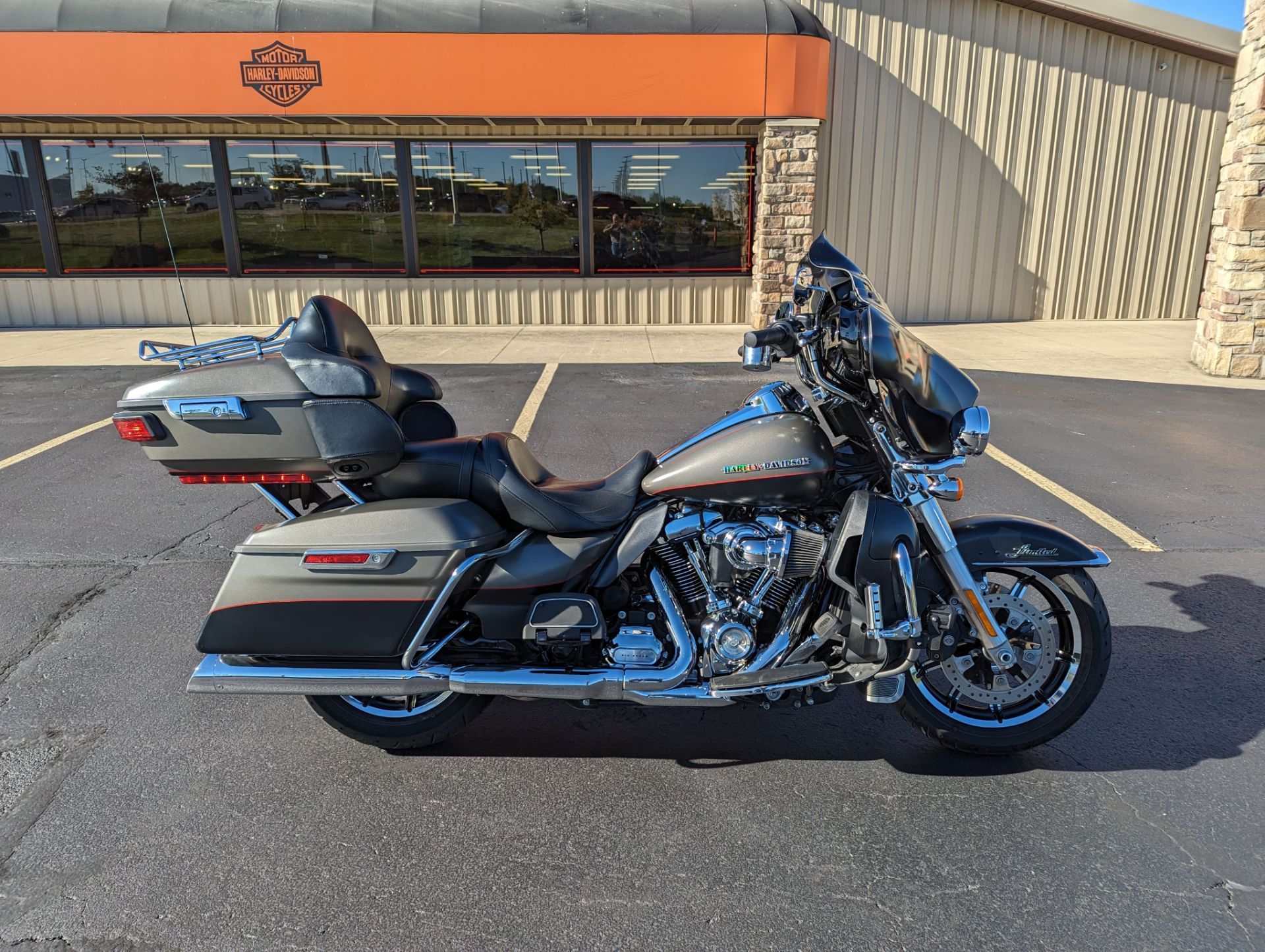 2018 Harley-Davidson Ultra Limited in Muncie, Indiana - Photo 1
