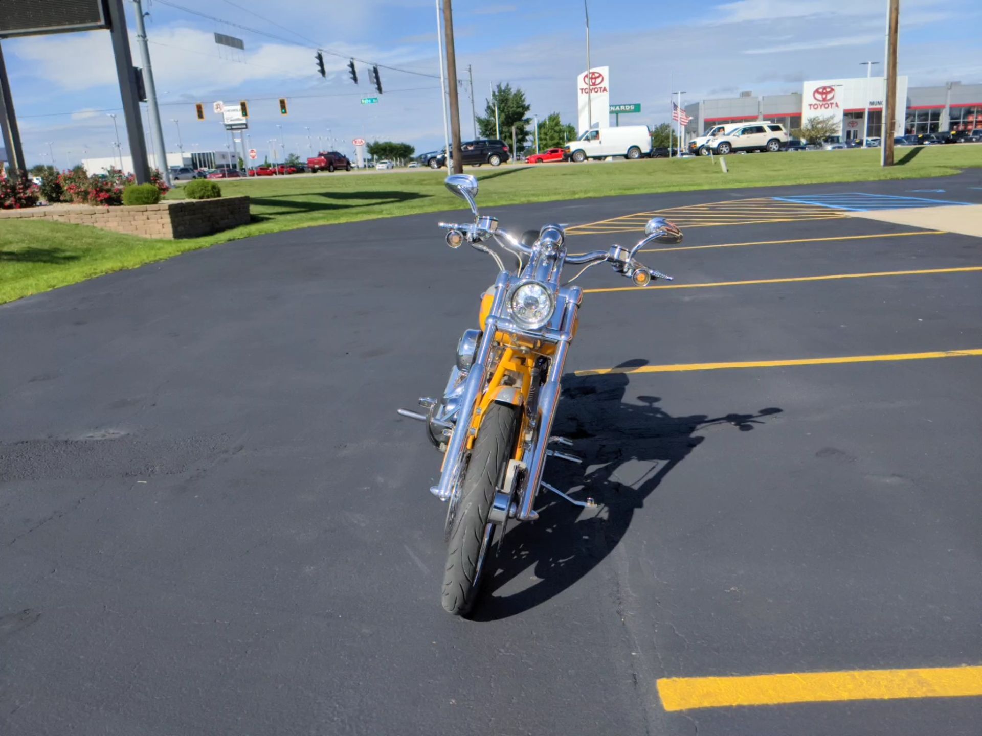 2004 Harley-Davidson FXSTDSE²  Screamin' Eagle® Softail® Deuce™ in Muncie, Indiana - Photo 2