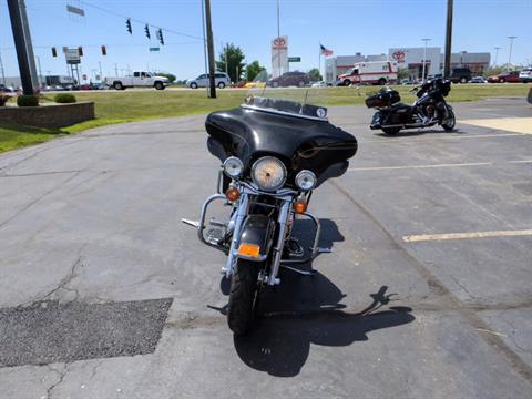 2011 Harley-Davidson Electra Glide® Ultra Limited in Muncie, Indiana - Photo 2