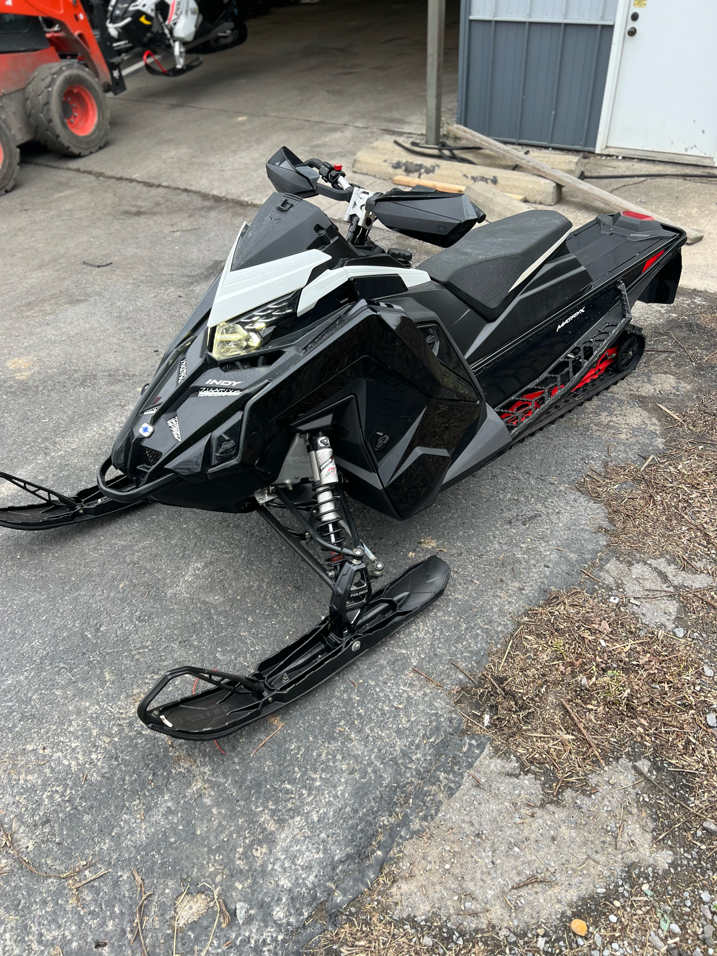 2021 Polaris 650 Indy XC 137 Launch Edition Factory Choice in Weedsport, New York - Photo 3