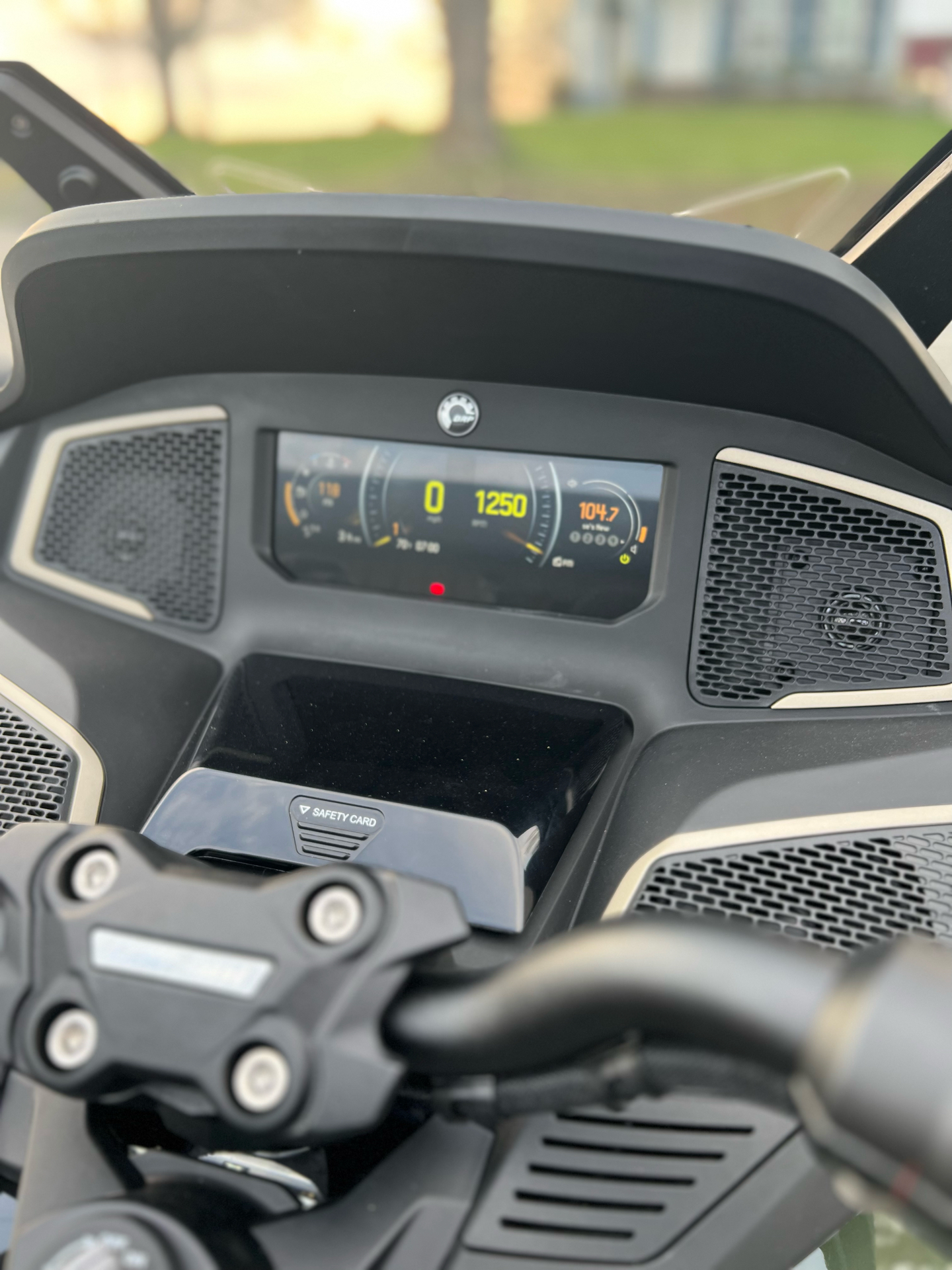 2023 Can-Am Spyder RT Sea-to-Sky in Weedsport, New York - Photo 7