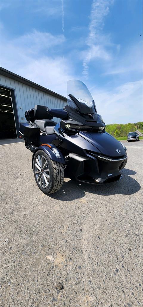 2022 Can-Am Spyder RT Sea-to-Sky in Weedsport, New York - Photo 7
