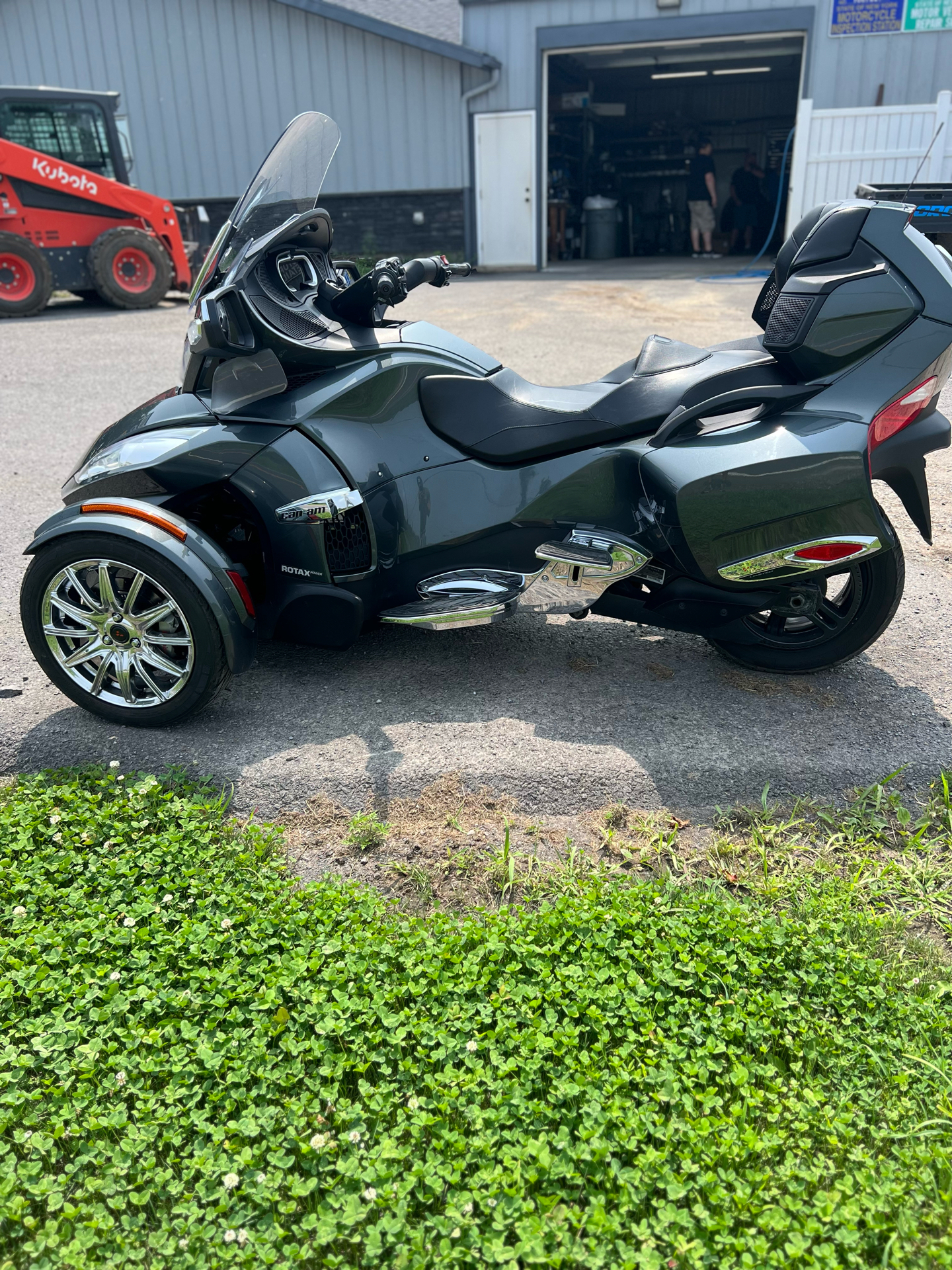 2018 Can-Am Spyder RT Limited in Weedsport, New York - Photo 4