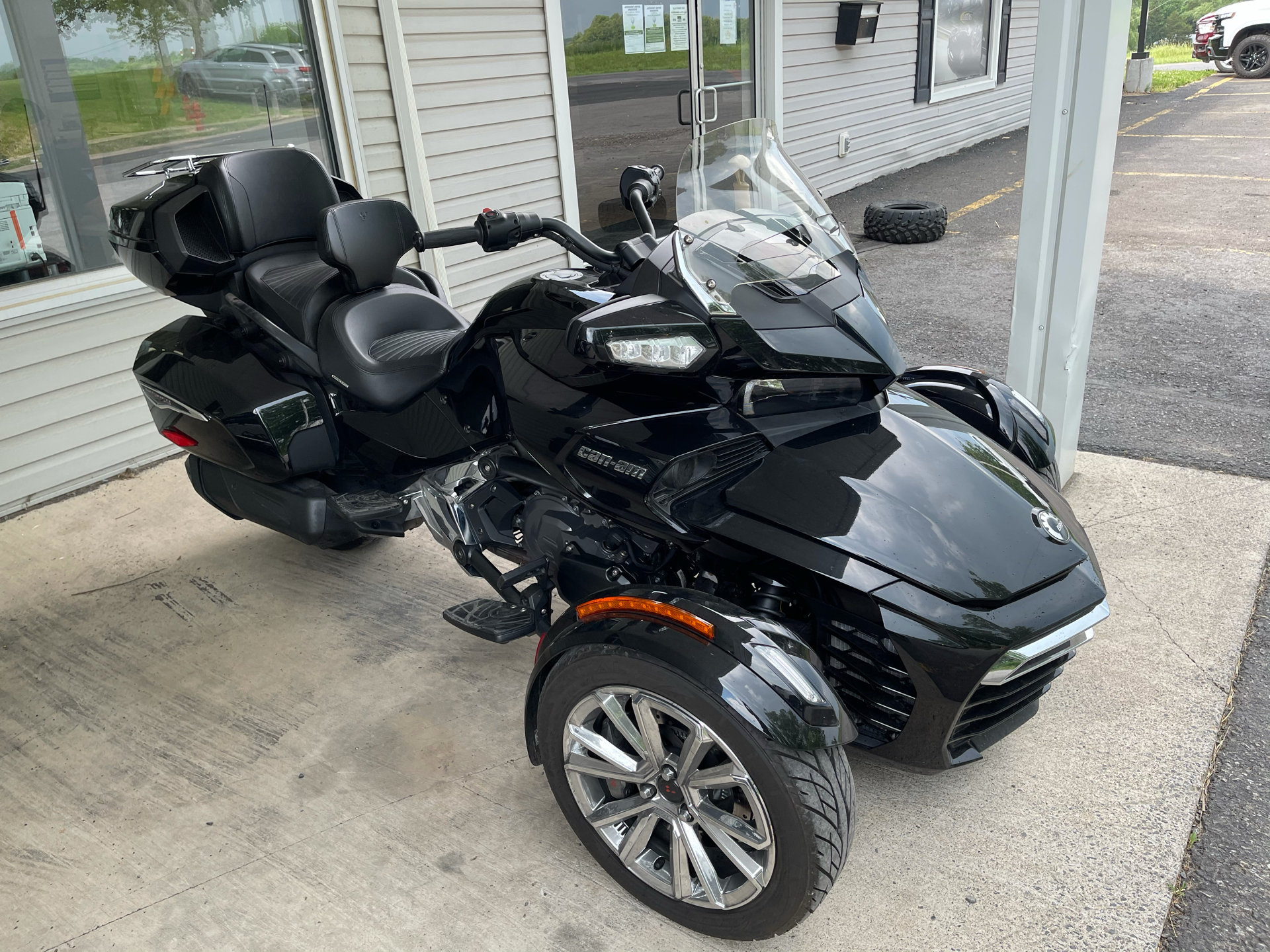 Used 17 Can Am Spyder F3 Limited Motorcycles For Sale In Weedsport Ny Bibbens Sales Service Weedsport Ny 315 4 6500