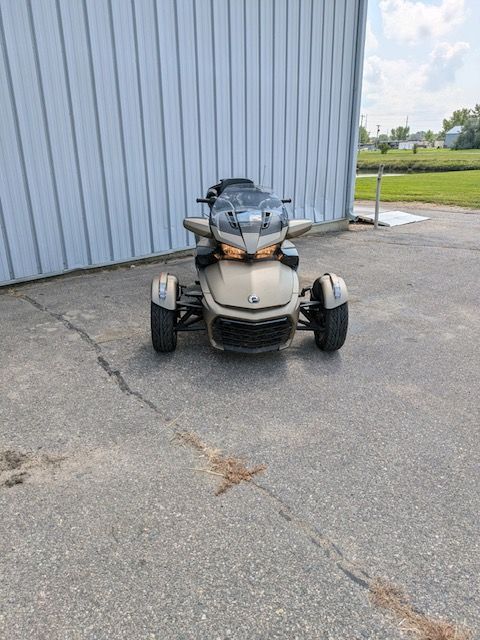 2020 Can-Am Spyder F3 Limited in Aberdeen, South Dakota - Photo 2