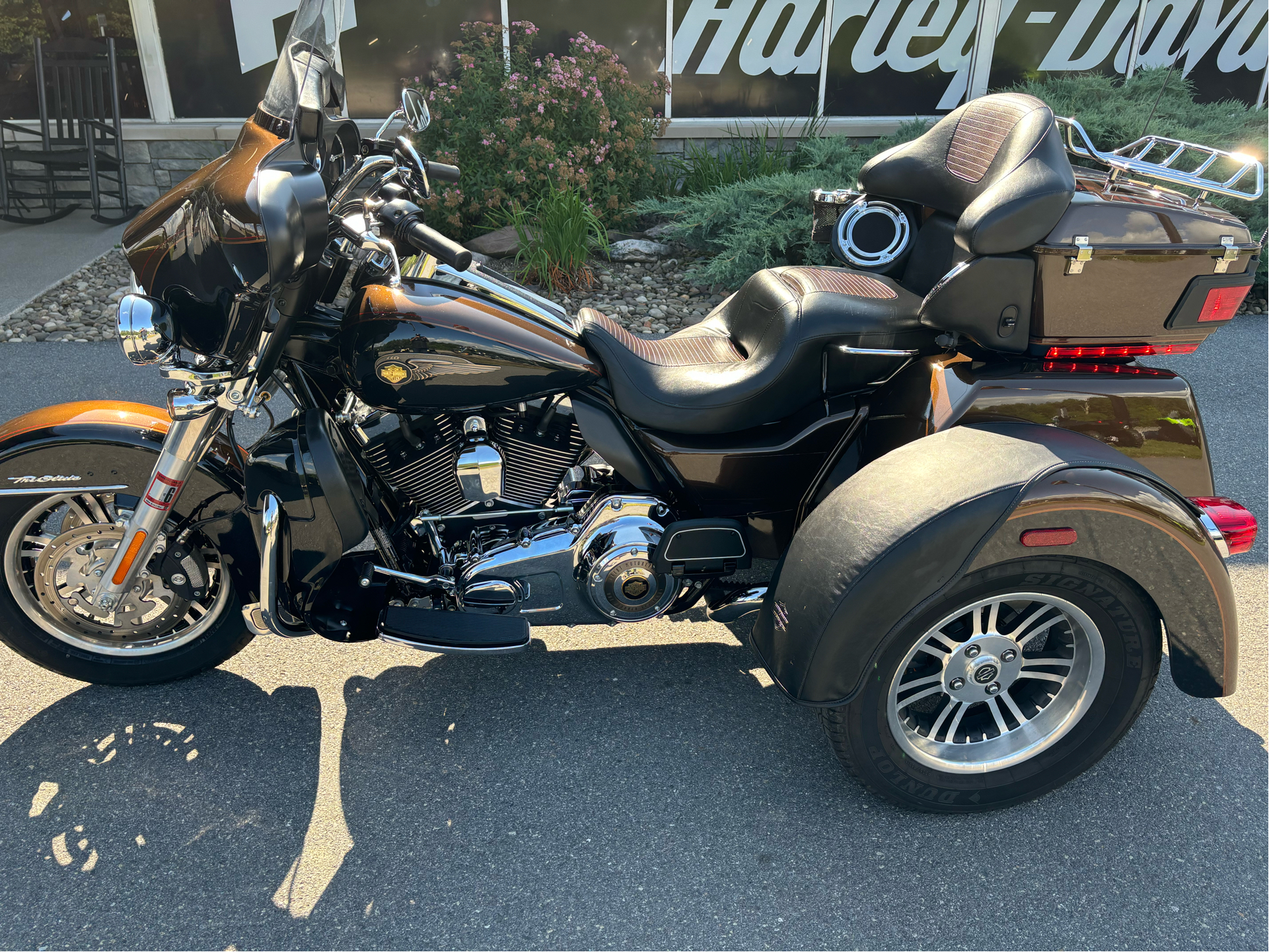 2013 Harley-Davidson Tri Glide® Ultra Classic® 110th Anniversary Edition in Duncansville, Pennsylvania - Photo 6