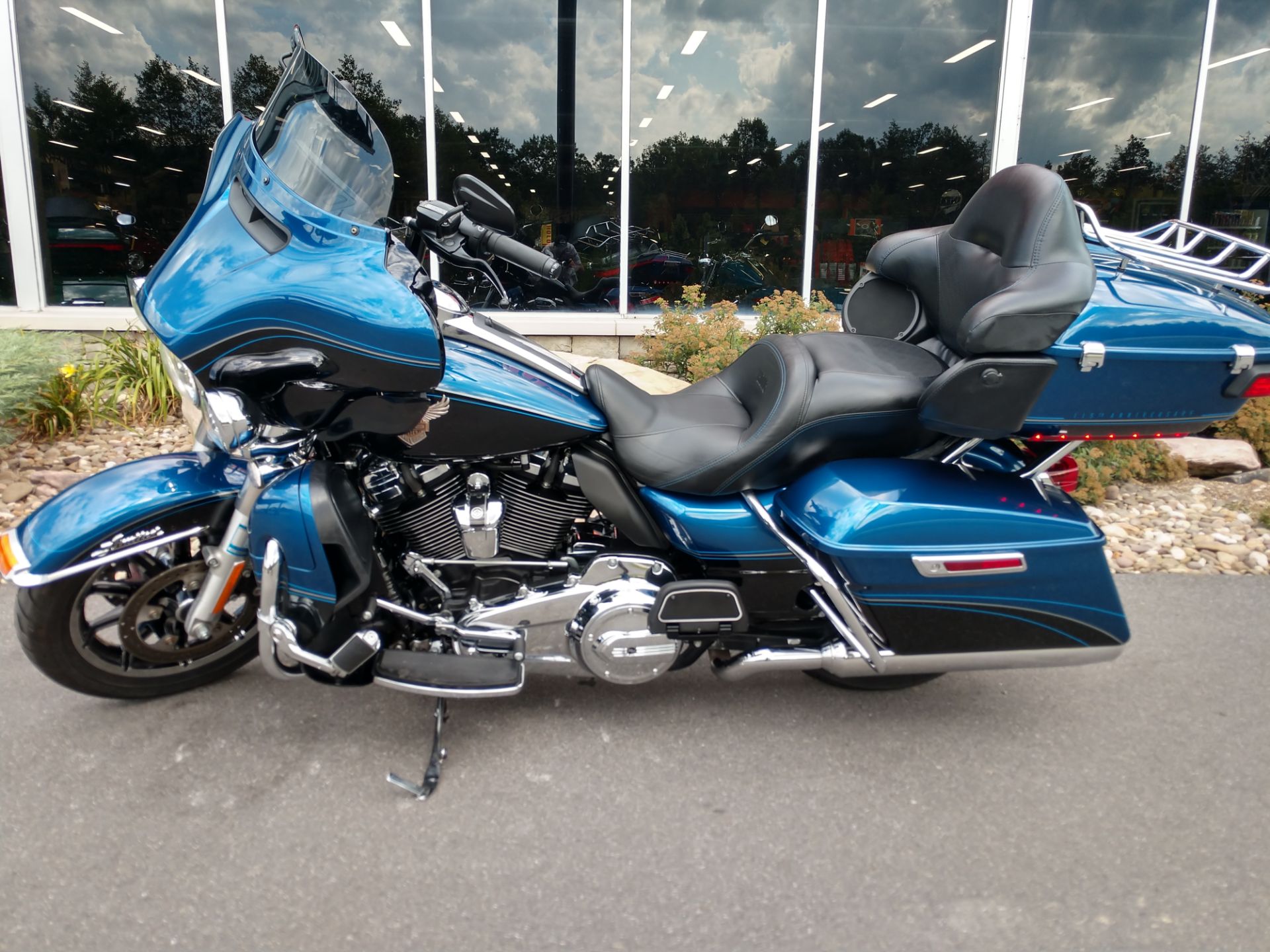 2018 Harley-Davidson 115th Anniversary Ultra Limited in Duncansville, Pennsylvania - Photo 8