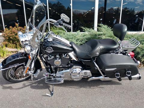 2009 Harley-Davidson Road King® Classic in Duncansville, Pennsylvania - Photo 2