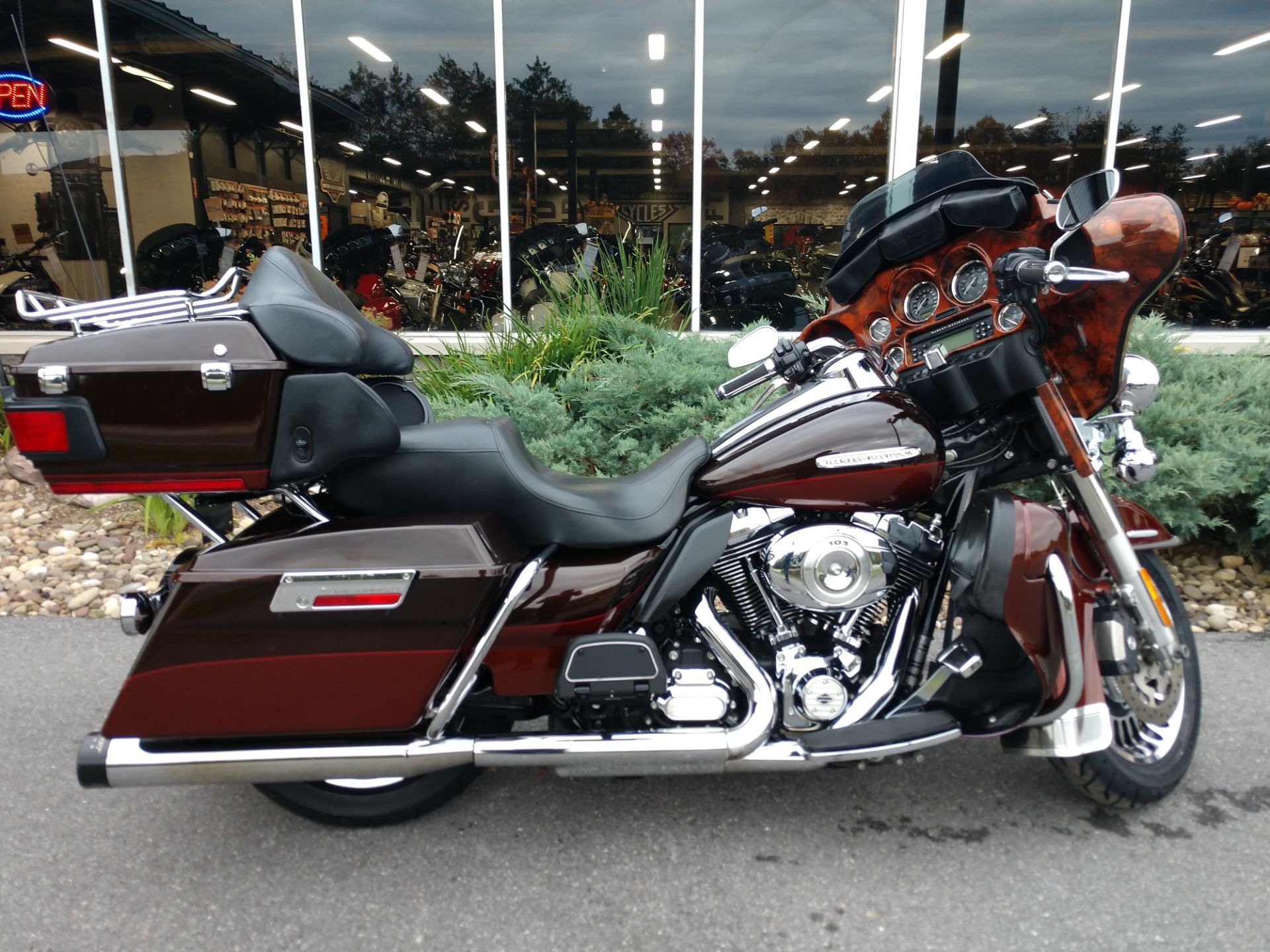 2011 Harley-Davidson Electra Glide® Ultra Limited in Duncansville, Pennsylvania - Photo 1