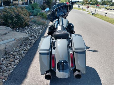 2018 Harley-Davidson CVO™ Street Glide® in Duncansville, Pennsylvania - Photo 4