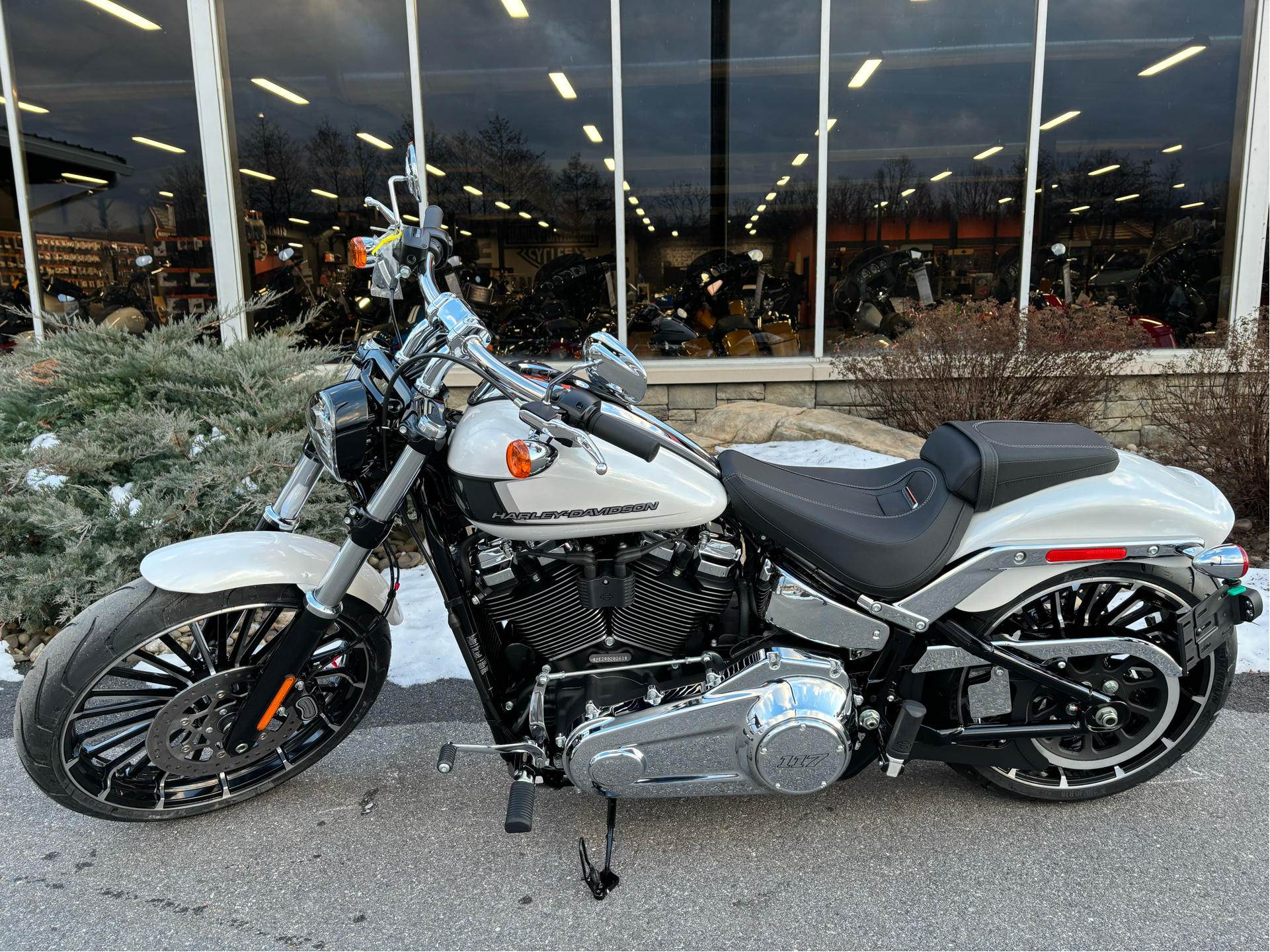 2024 Harley-Davidson Breakout® in Duncansville, Pennsylvania - Photo 2