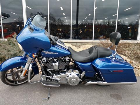 2017 Harley-Davidson Street Glide® Special in Duncansville, Pennsylvania - Photo 2