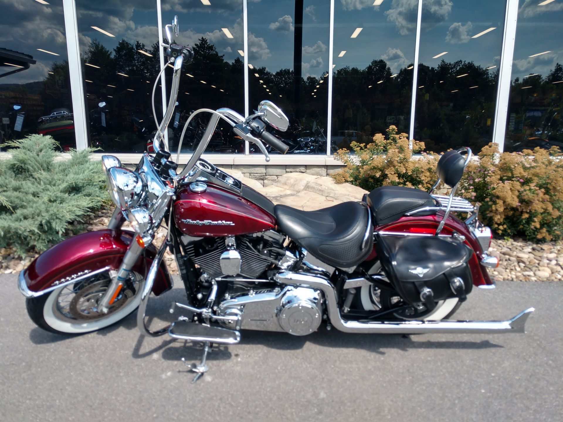 2016 Harley-Davidson Softail® Deluxe in Duncansville, Pennsylvania - Photo 2