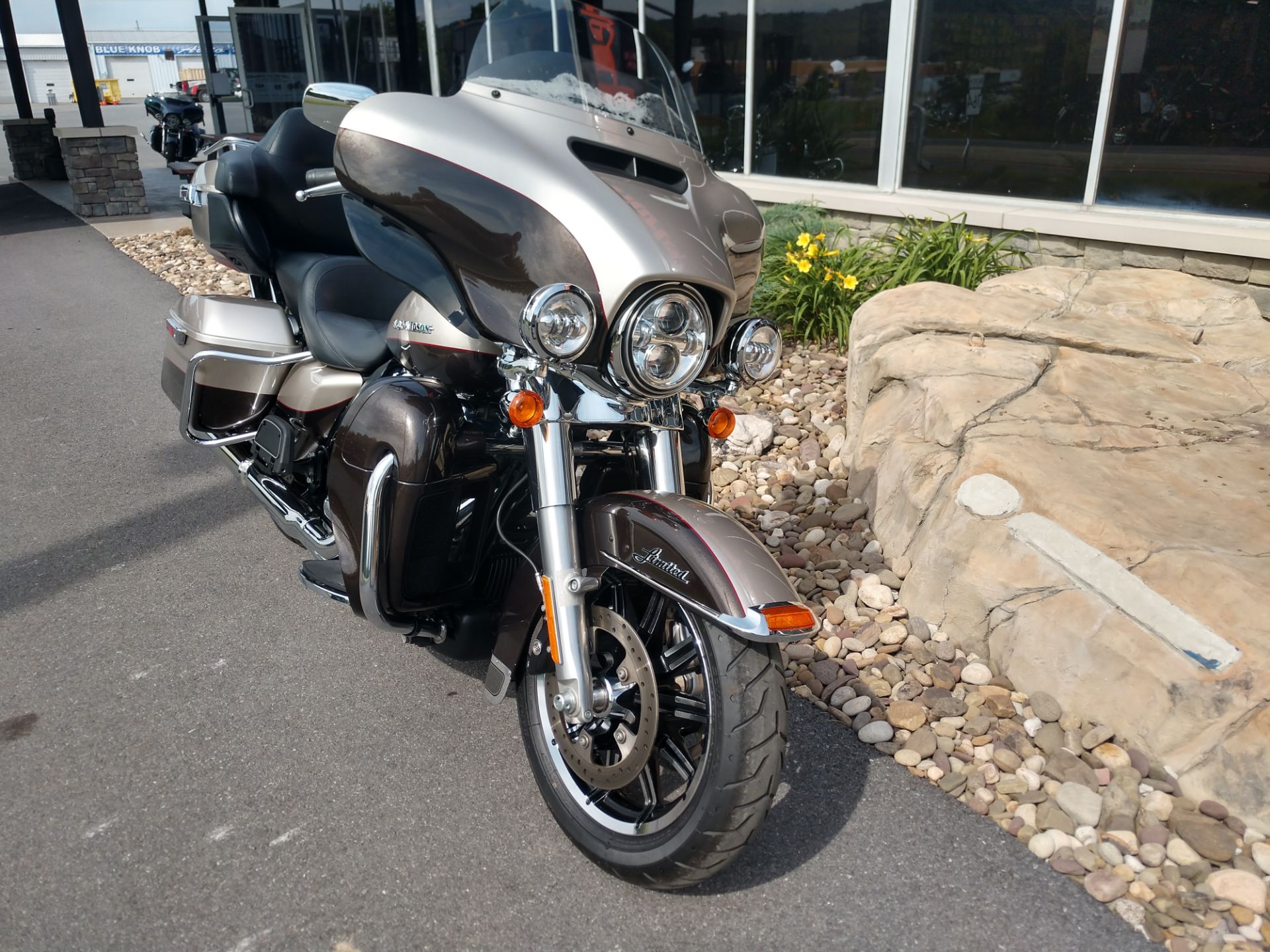 2018 Harley-Davidson Ultra Limited in Duncansville, Pennsylvania - Photo 3