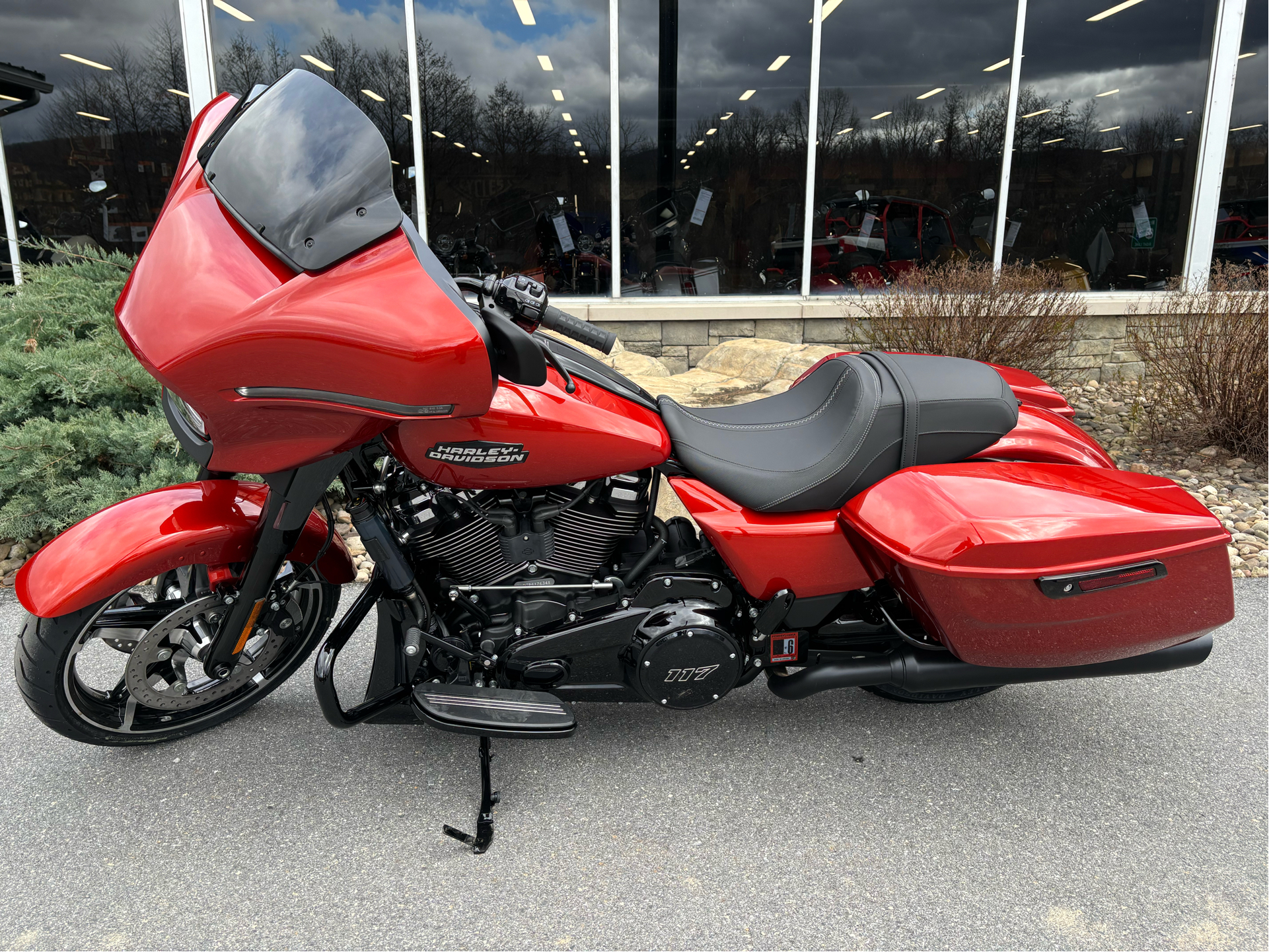 2024 Harley-Davidson Street Glide® in Duncansville, Pennsylvania - Photo 4