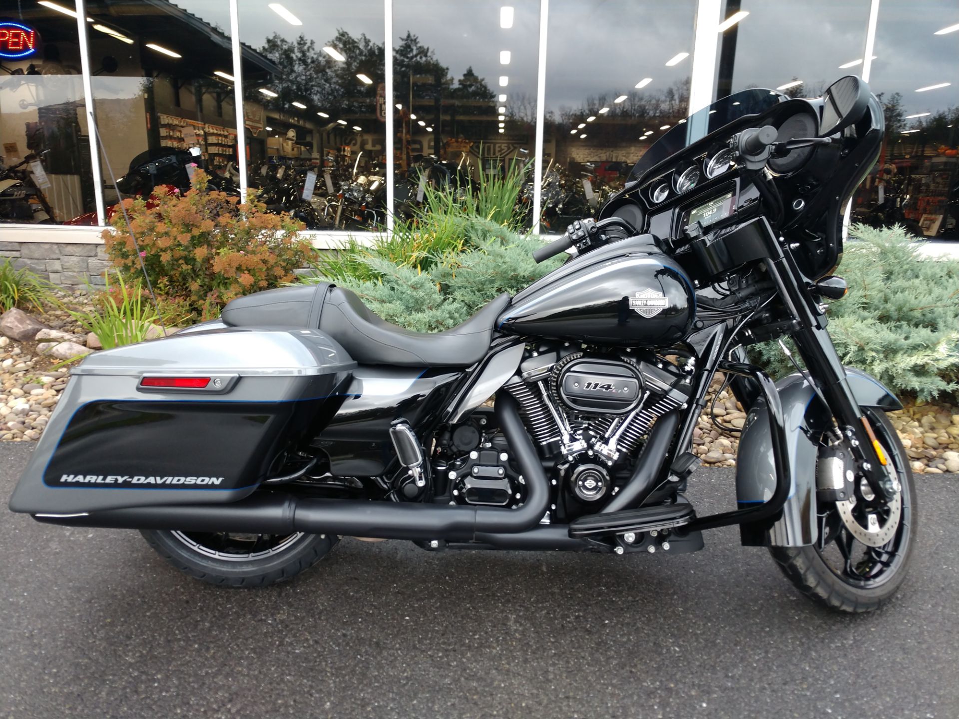 2021 Harley-Davidson Street Glide® Special in Duncansville, Pennsylvania - Photo 1