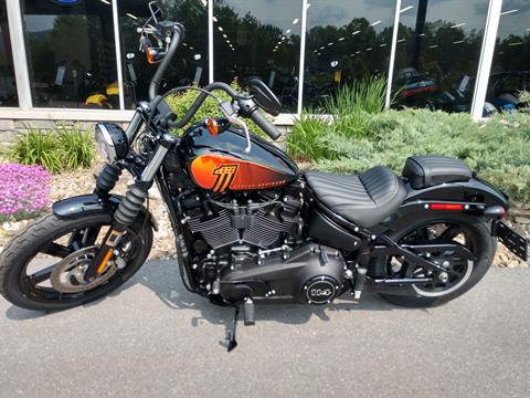 2022 Harley-Davidson Street Bob® 114 in Duncansville, Pennsylvania - Photo 2