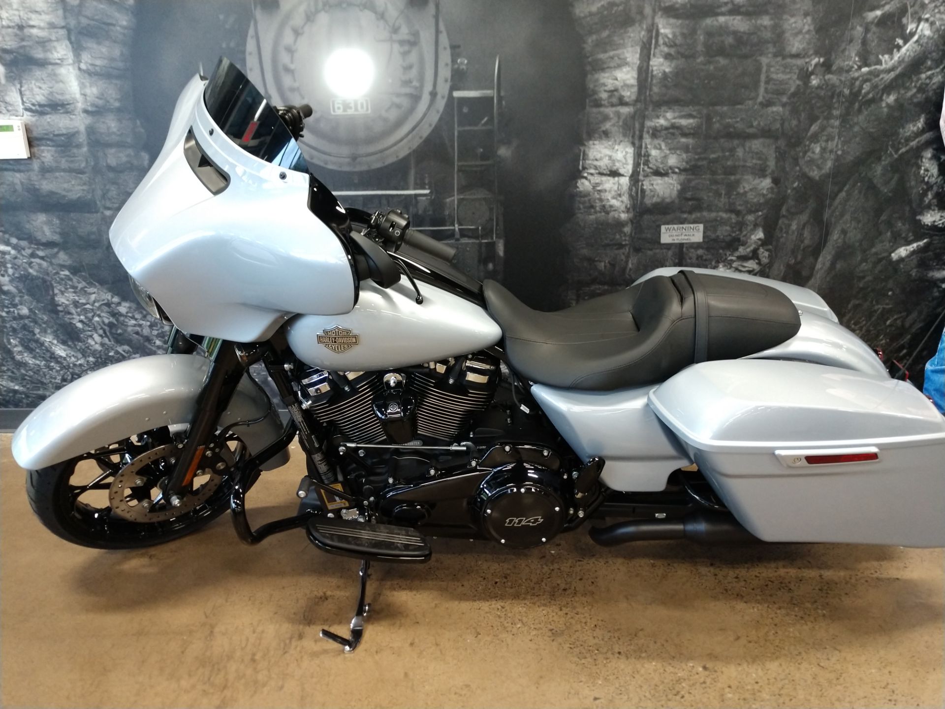 2023 Harley-Davidson Street Glide® Special in Duncansville, Pennsylvania - Photo 2