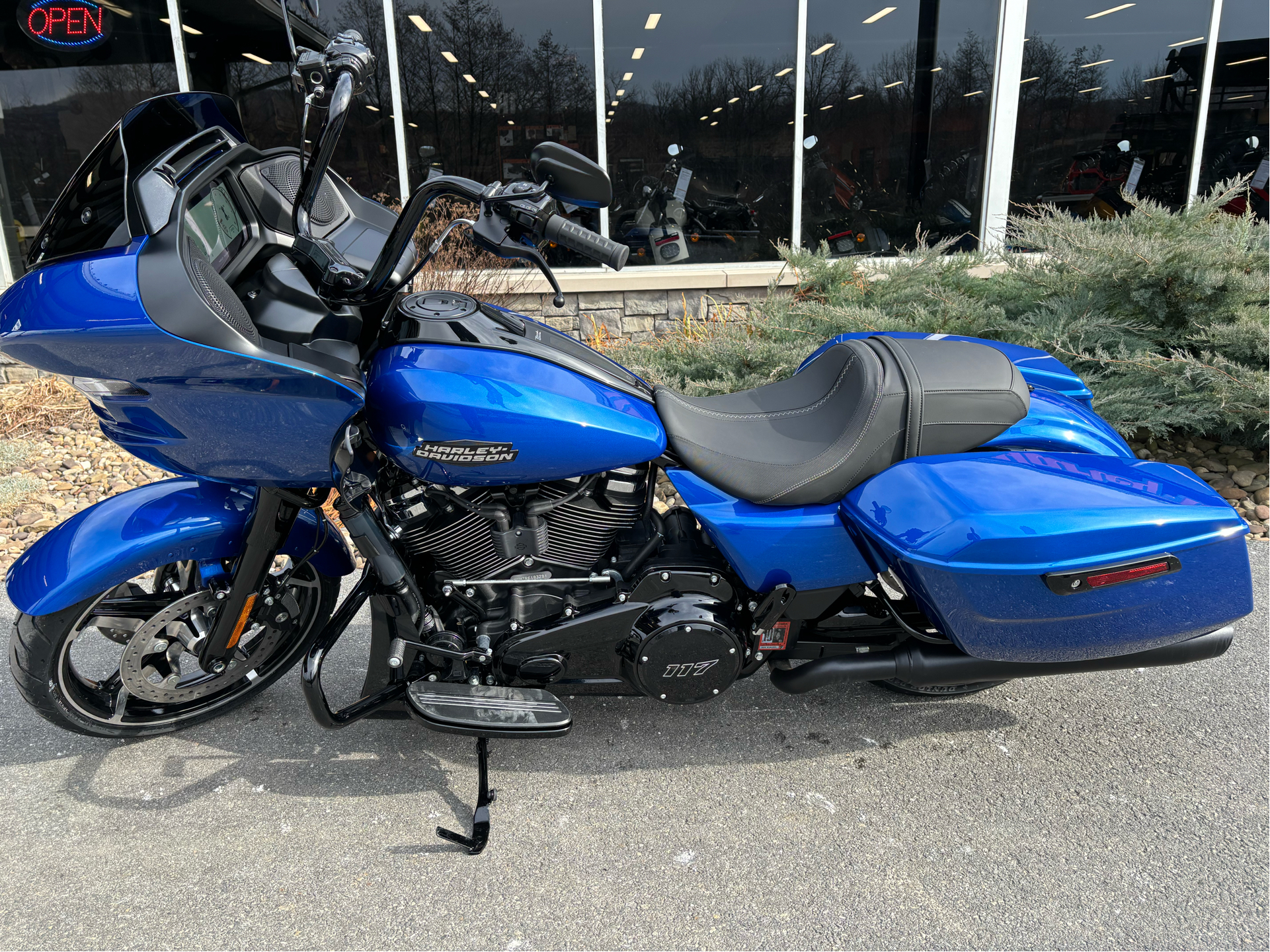 2024 Harley-Davidson Road Glide® in Duncansville, Pennsylvania - Photo 4