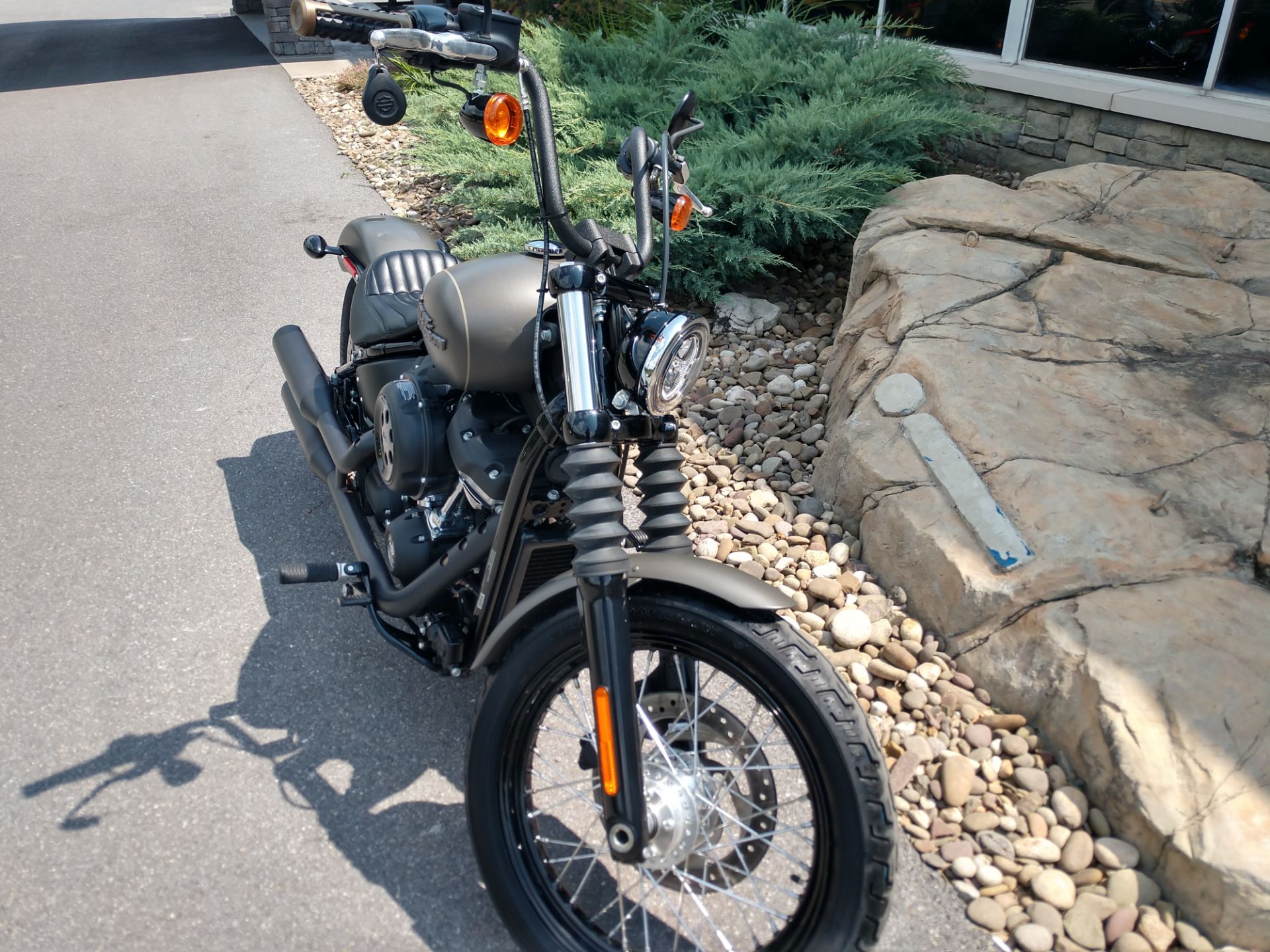 2019 Harley-Davidson Street Bob® in Duncansville, Pennsylvania - Photo 4
