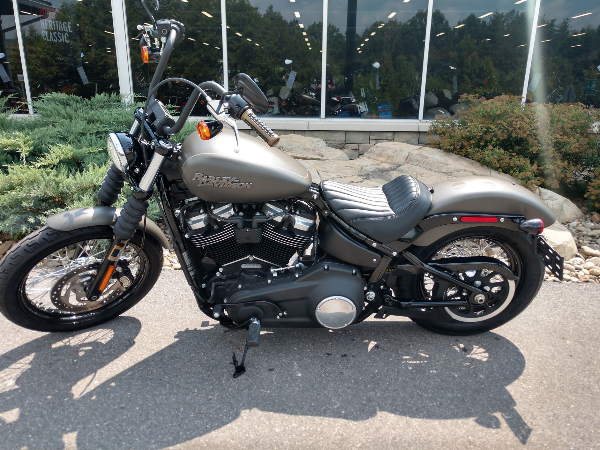 2019 Harley-Davidson Street Bob® in Duncansville, Pennsylvania - Photo 2